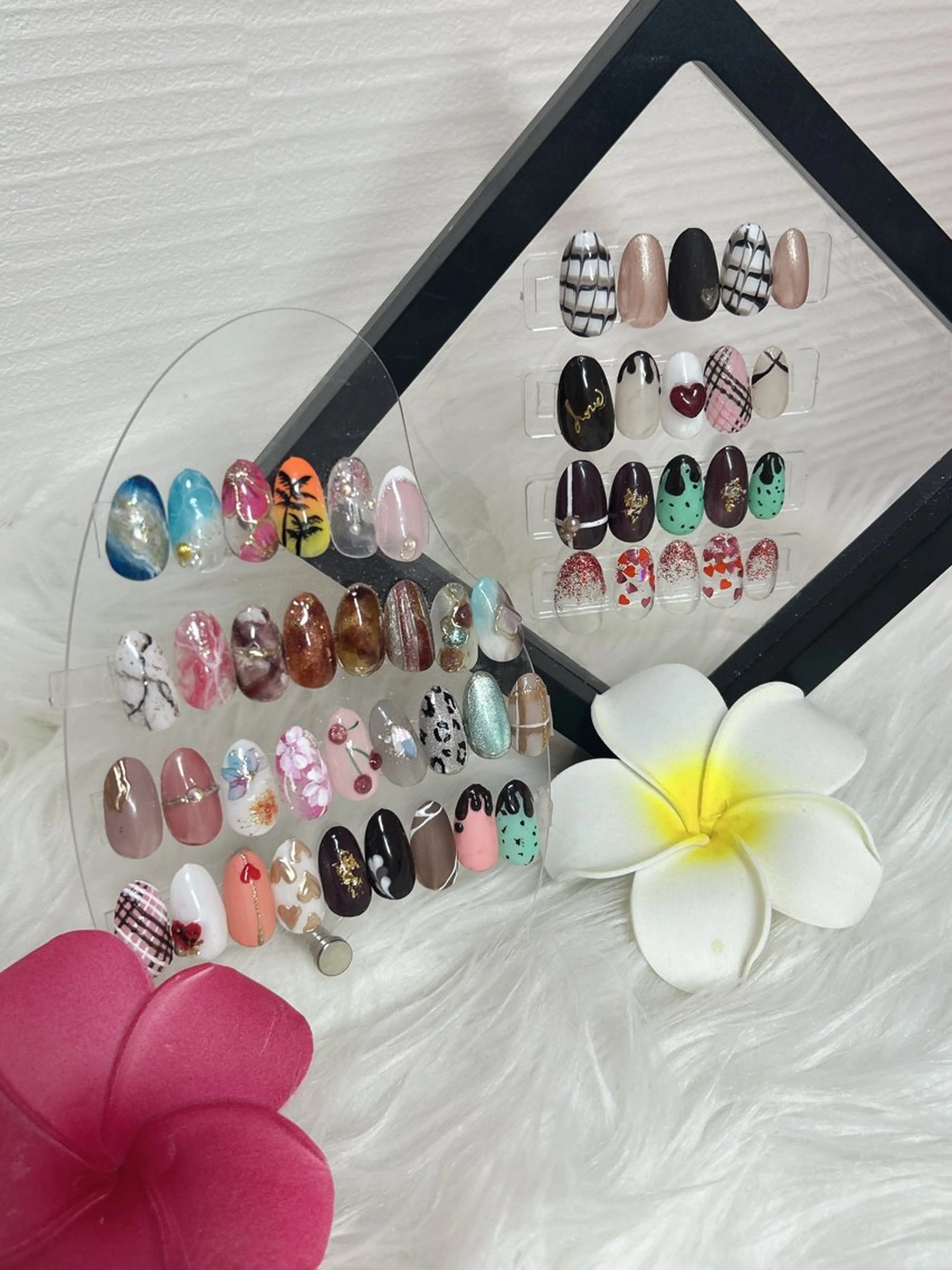 ネイル Beauty　salon Alona所属・Nail salon Charmanteのネイルデザイン