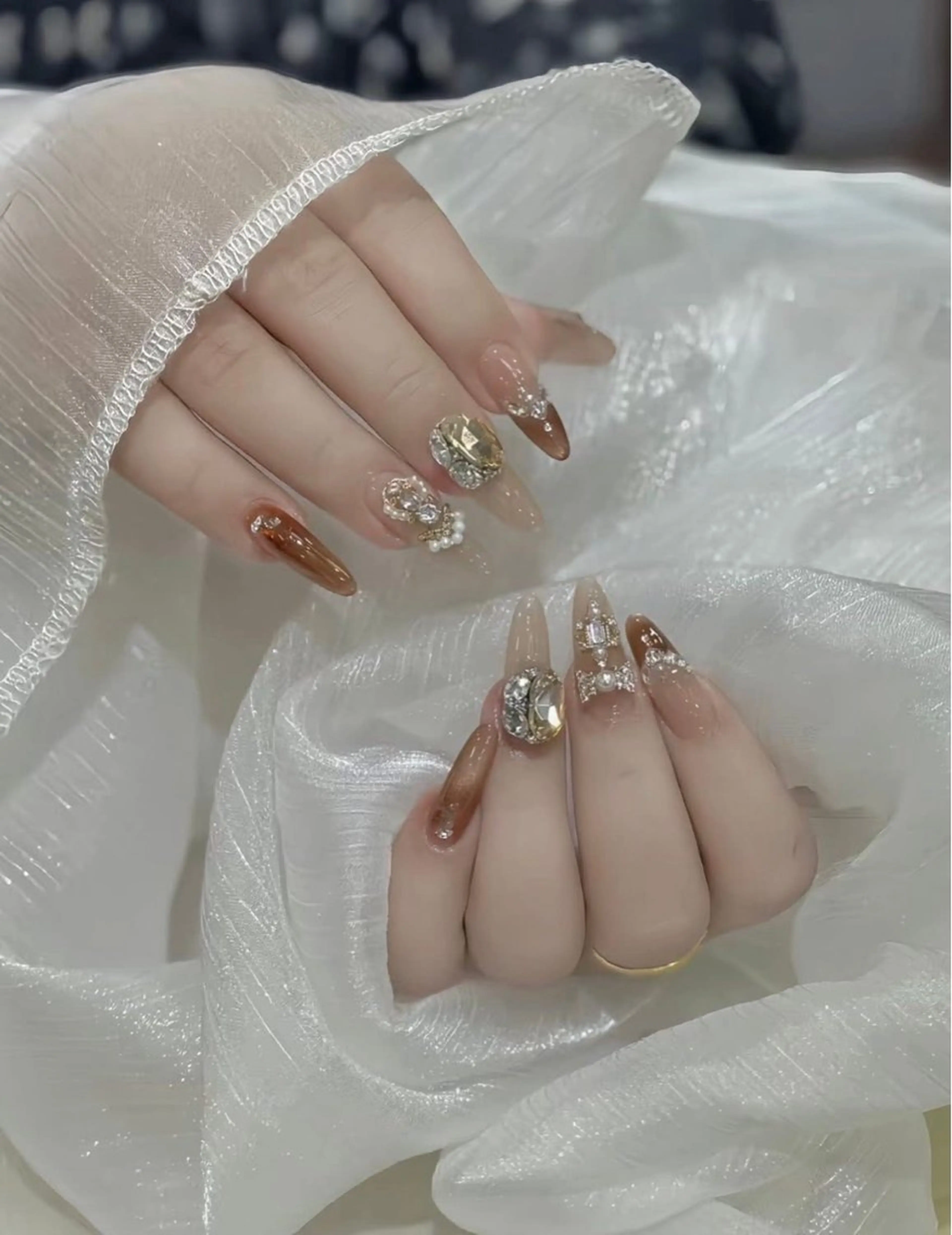 ネイル ハンドネイル T. Leeのネイルデザイン