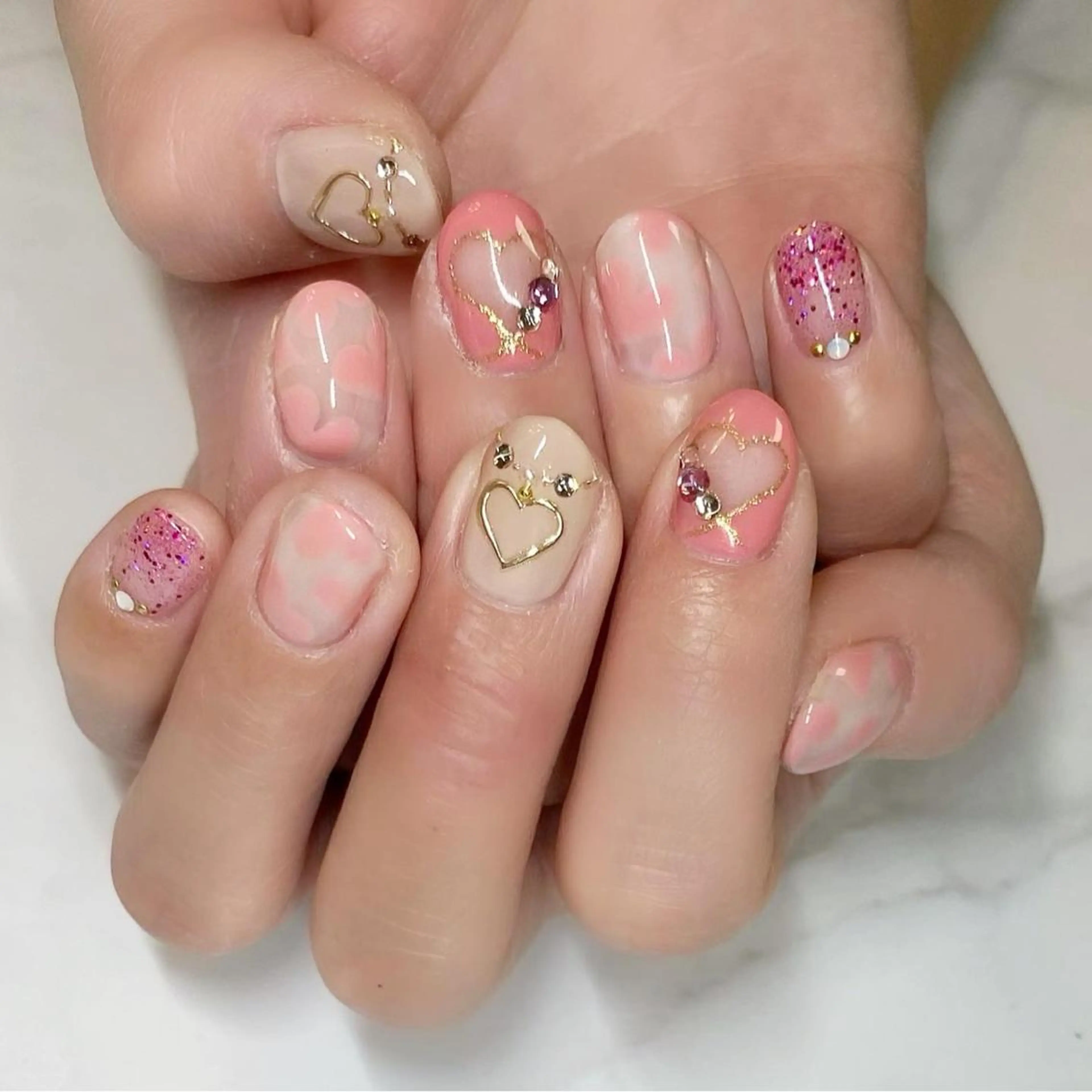 ネイル ハート バレンタイン ハンドネイル Nail ameria megu所属・ameria meguのネイルデザイン