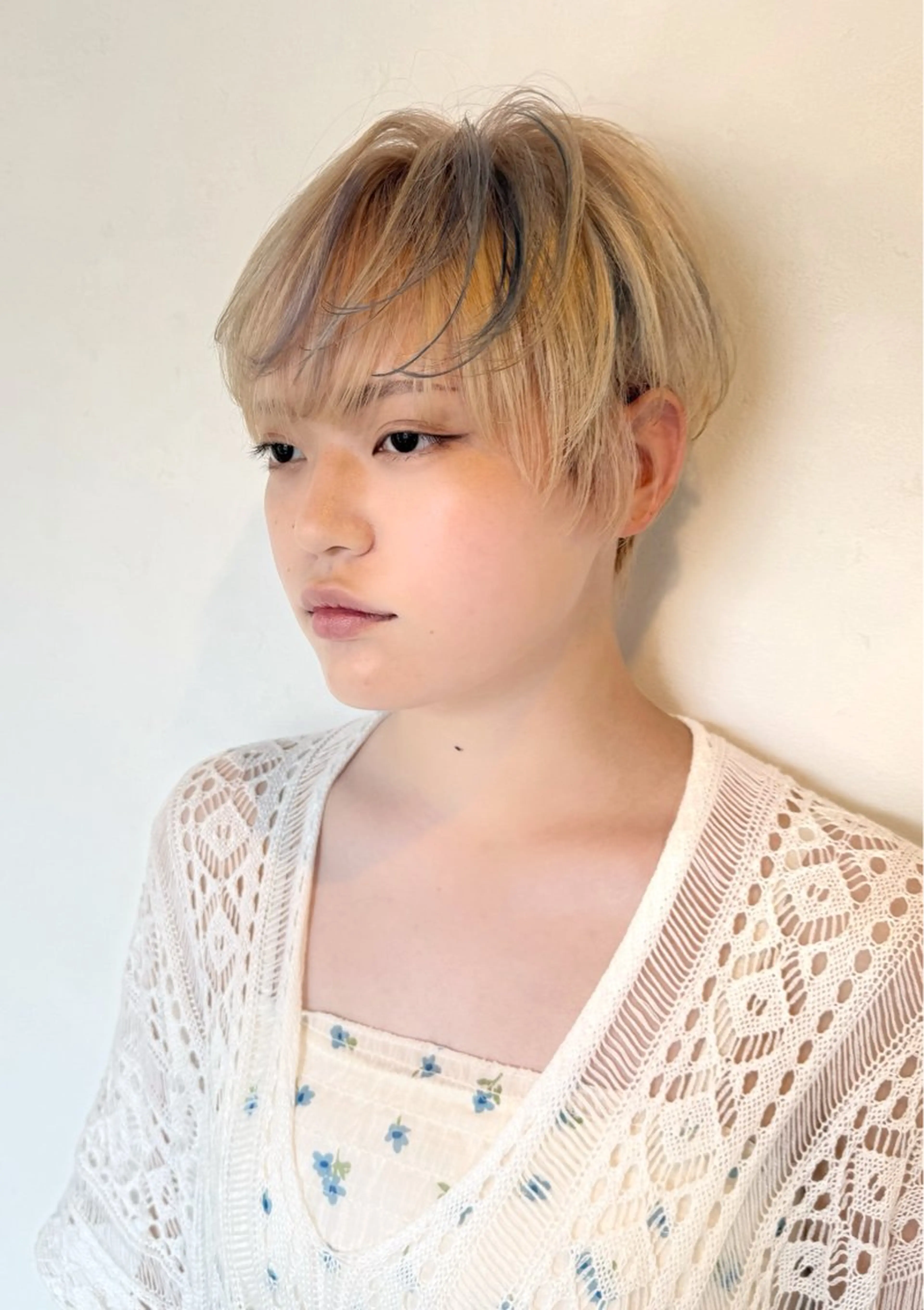 ショート カラー ブリーチ デザインカラー 当日予約🆗ショート /ハイライト/松本のヘアスタイル