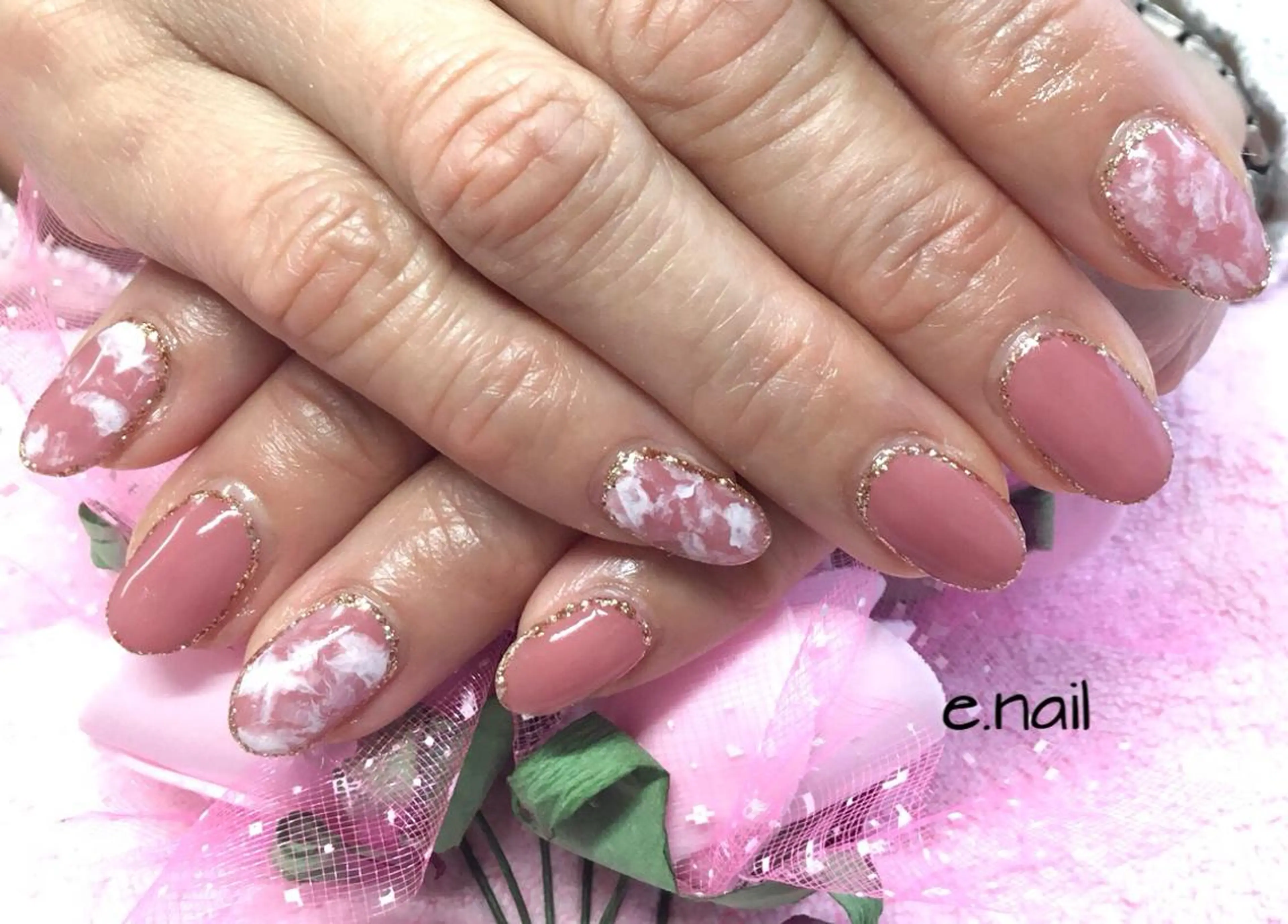 ネイル e.nail所属・和賀井 恵理のネイルデザイン