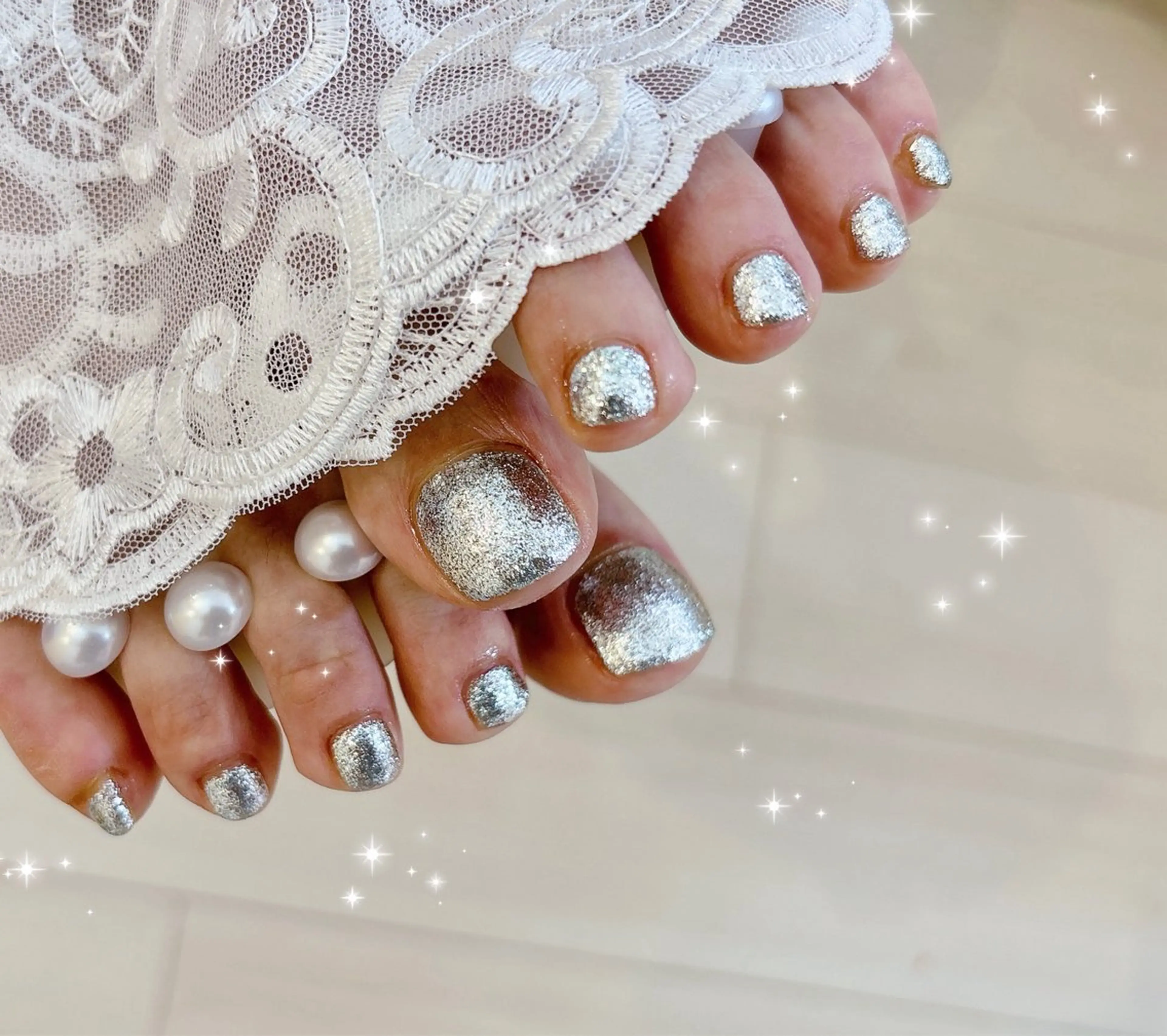ネイル フットネイル キラキラネイル フットネイル FLARE NAIL フレアネイルのネイルデザイン