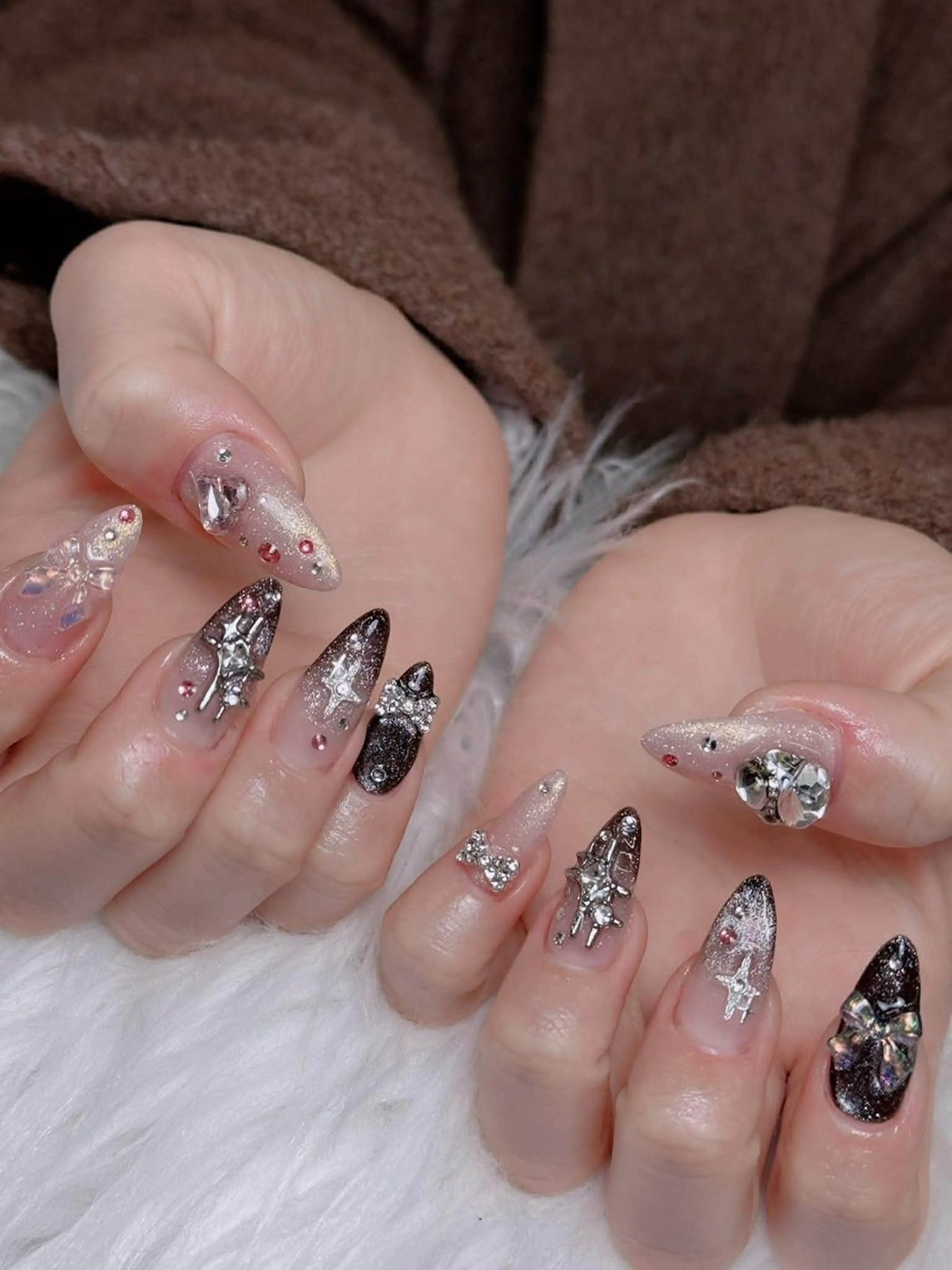 ネイル オーロラネイル チークネイル フットネイル フレンチネイル 韓国ネイル ハンドネイル Lumi Nailのネイルデザイン