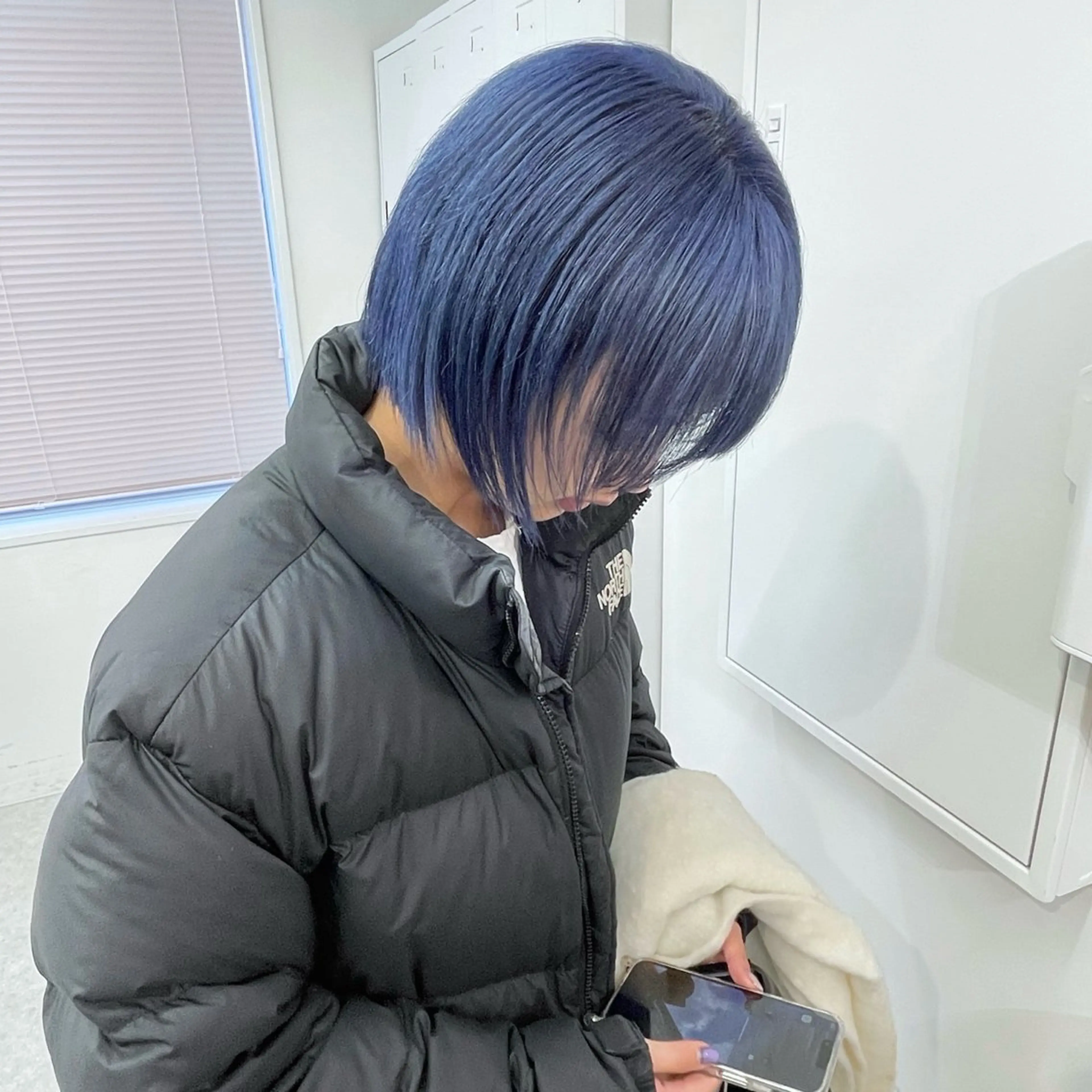 ショート カラー ブルーカラー ヘアカラー Je suis heureuse Miel所属・🐩艶カラー/ chisato🌙のヘアスタイル