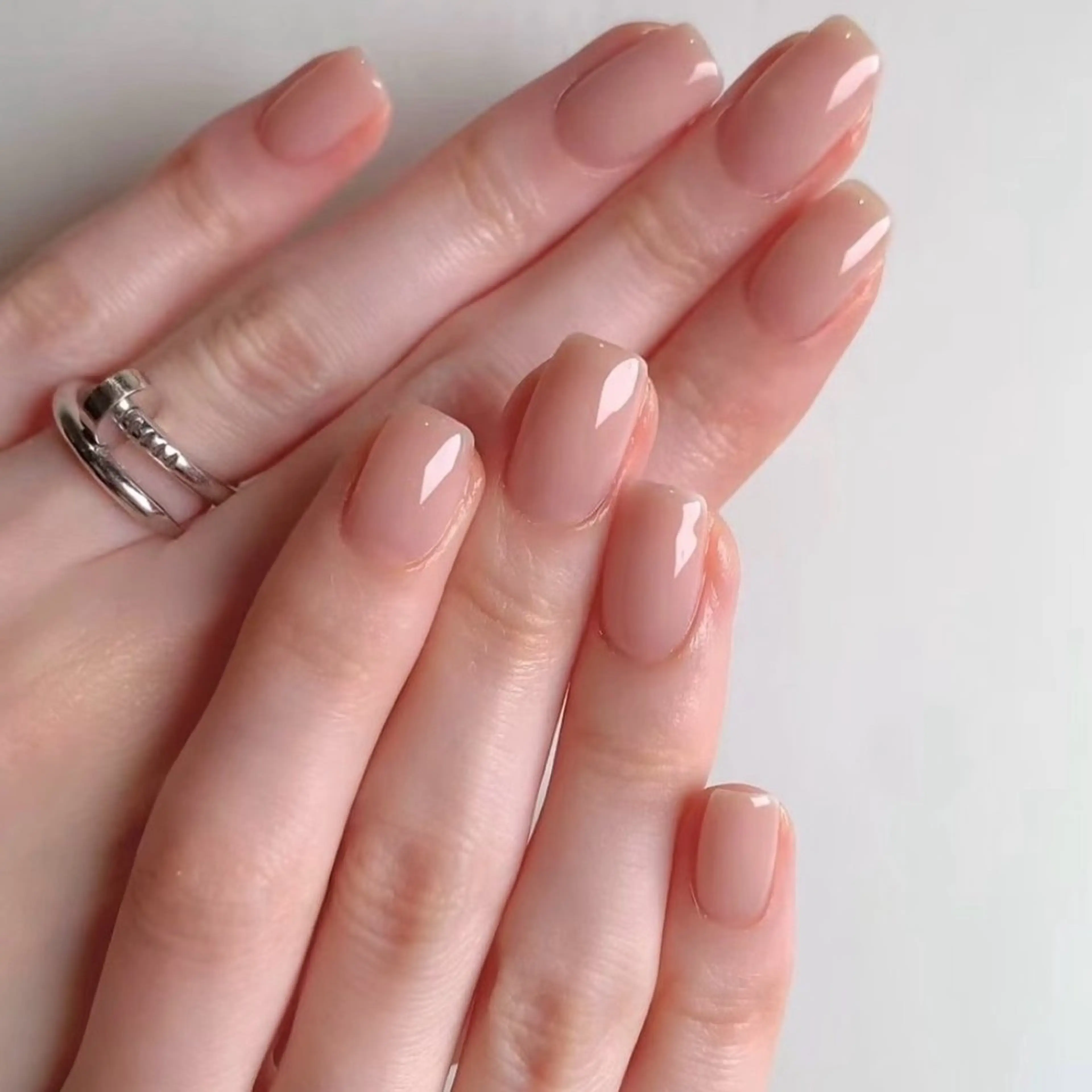 ネイル ハンドネイル Nail room U所属・初掲載×高評価× 歴10年実力派ネイルのネイルデザイン