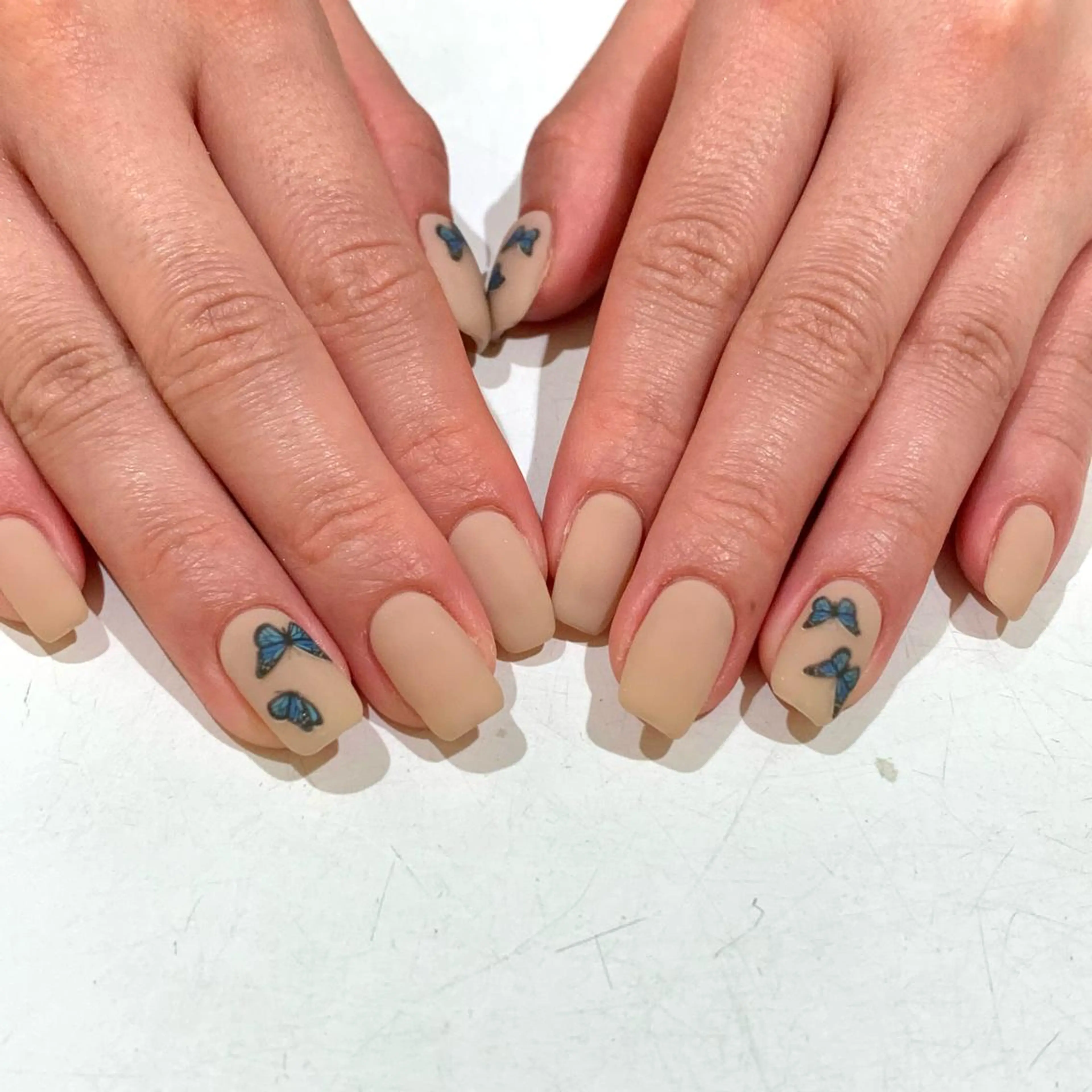 ネイル 持ち込み 野島 千夏のネイルデザイン