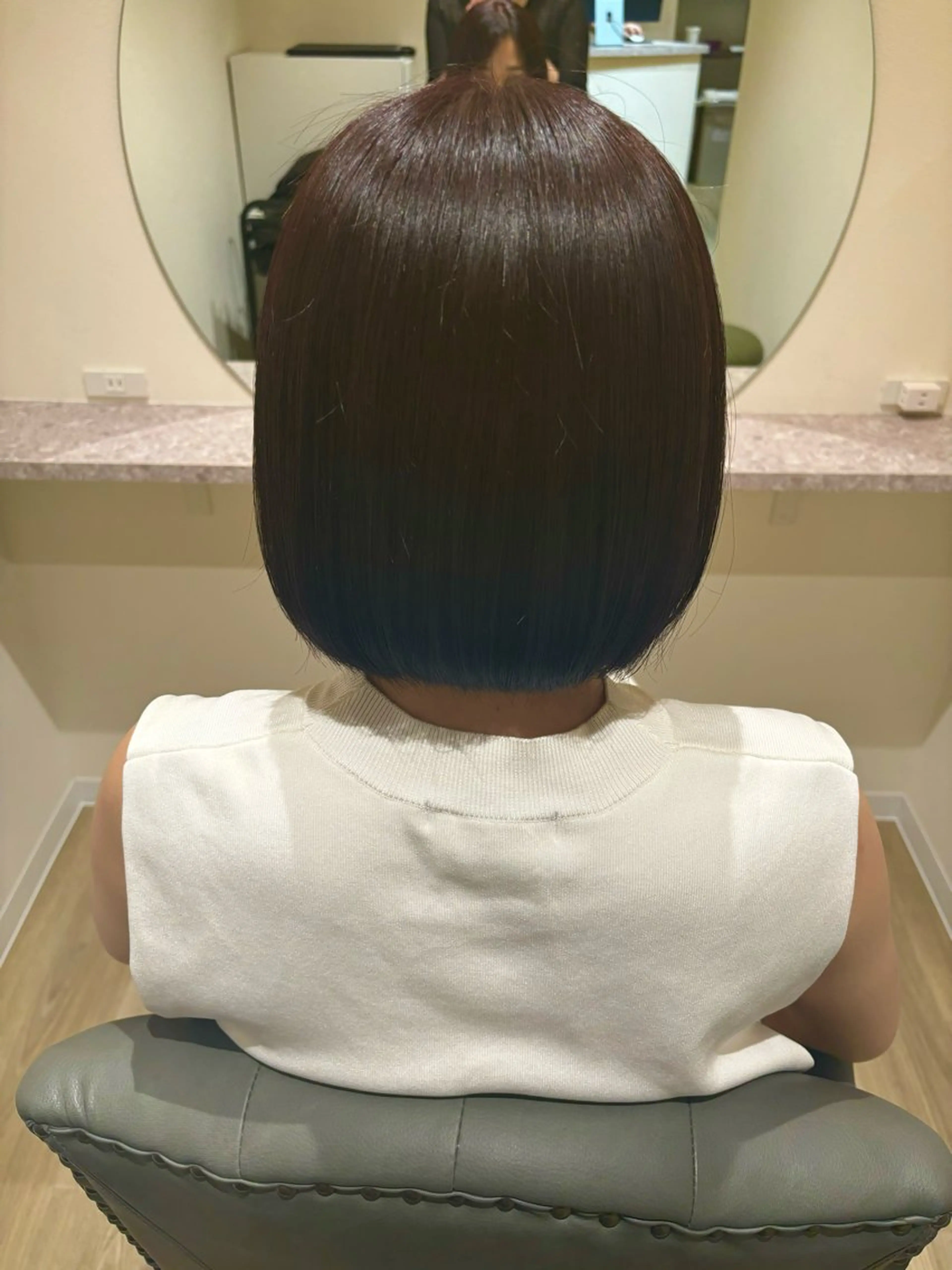 ショート カラー レッドカラー 中田 渚のヘアスタイル