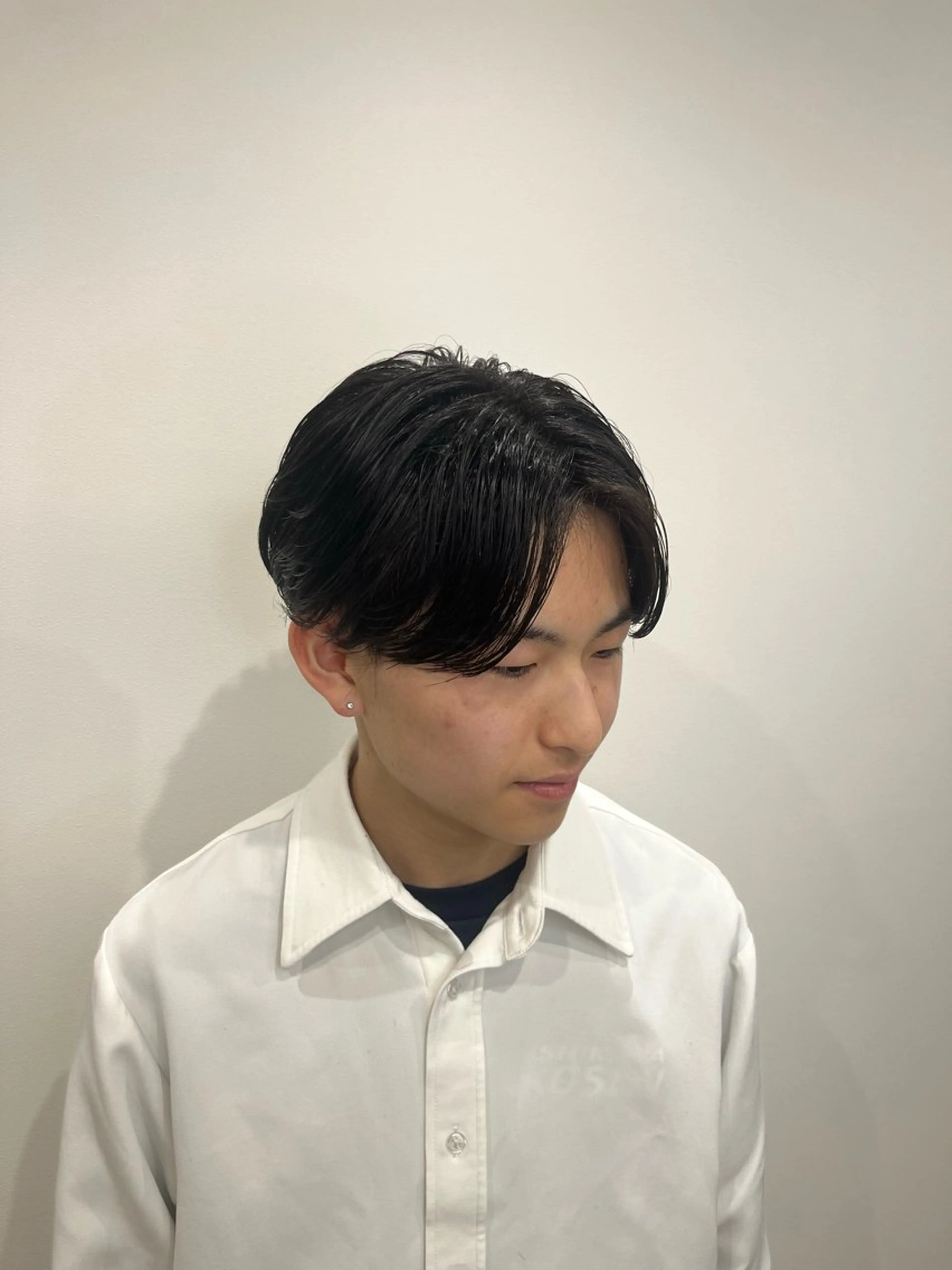 ミディアム パーマ メンズ ミディアムパーマ センターパート メンズパーマ ニュアンスパーマ カット パーマ 【メンズ特化】金沢 /片町　髙木　功基のヘアスタイル