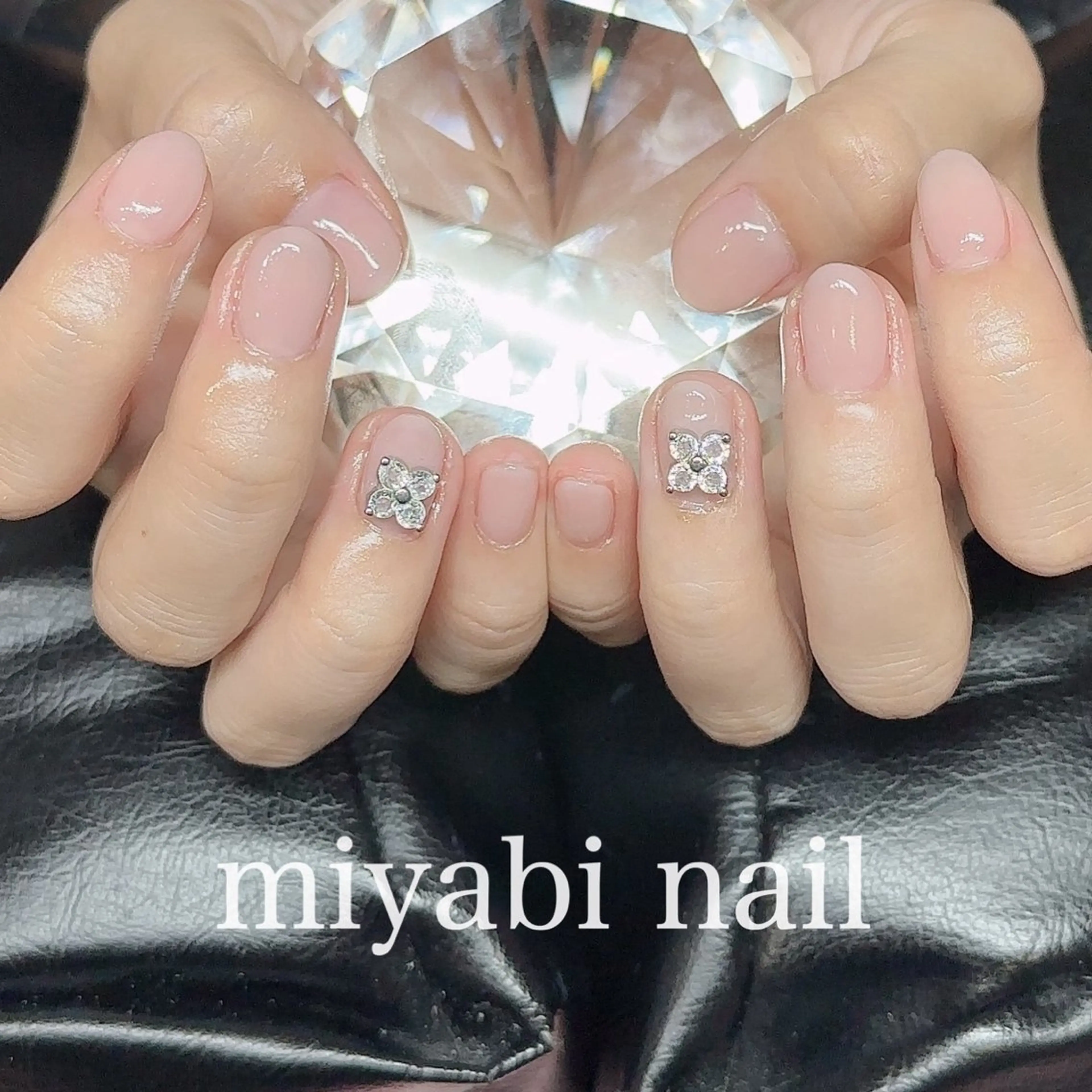ネイル 持ち込み オフィスネイル ピンク 春ネイル ストーンネイル ハンドネイル miyabi nail 桂川駅近くのネイルデザイン