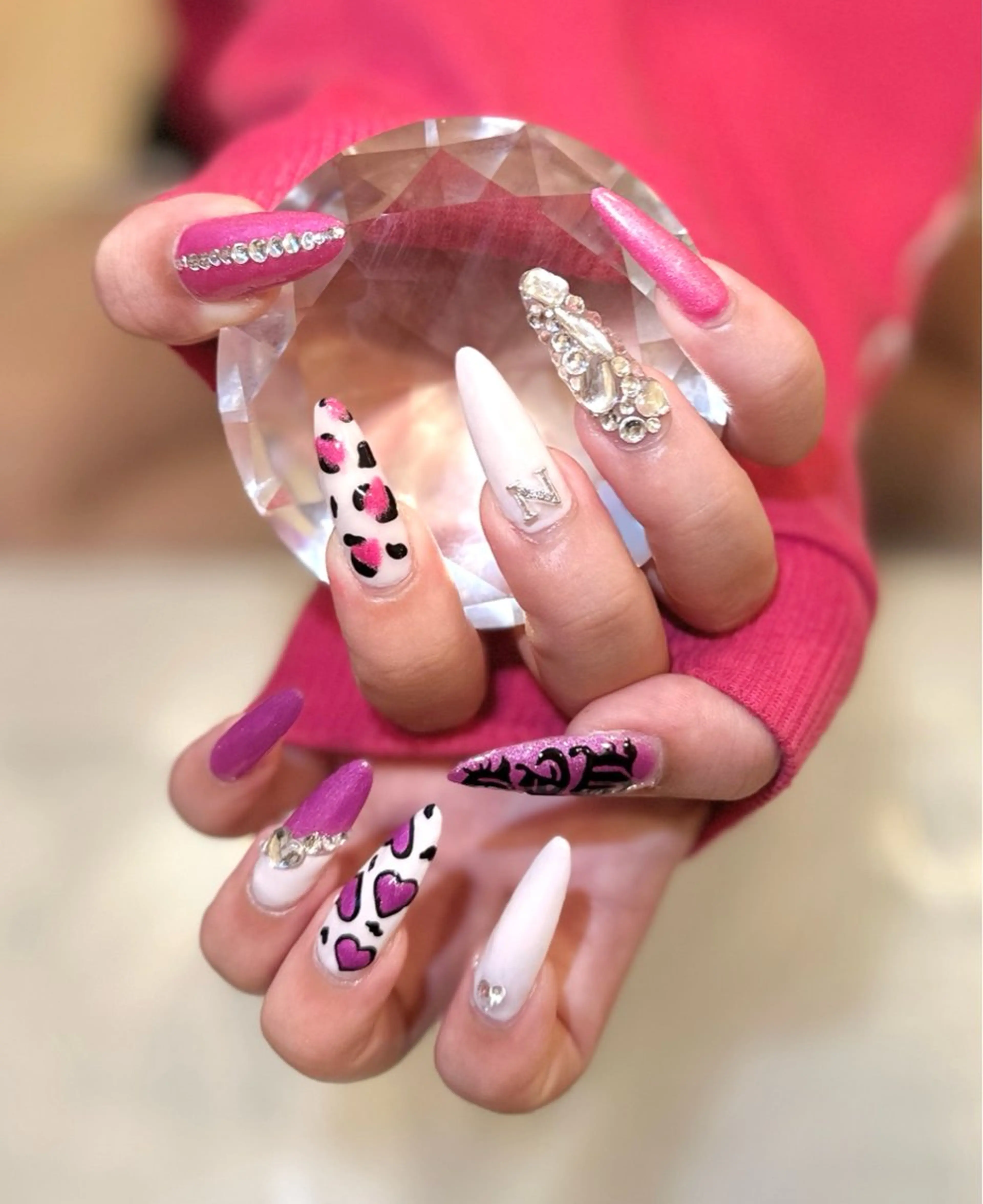 ネイル private salon le'a所属・le'a スタッフのネイルデザイン