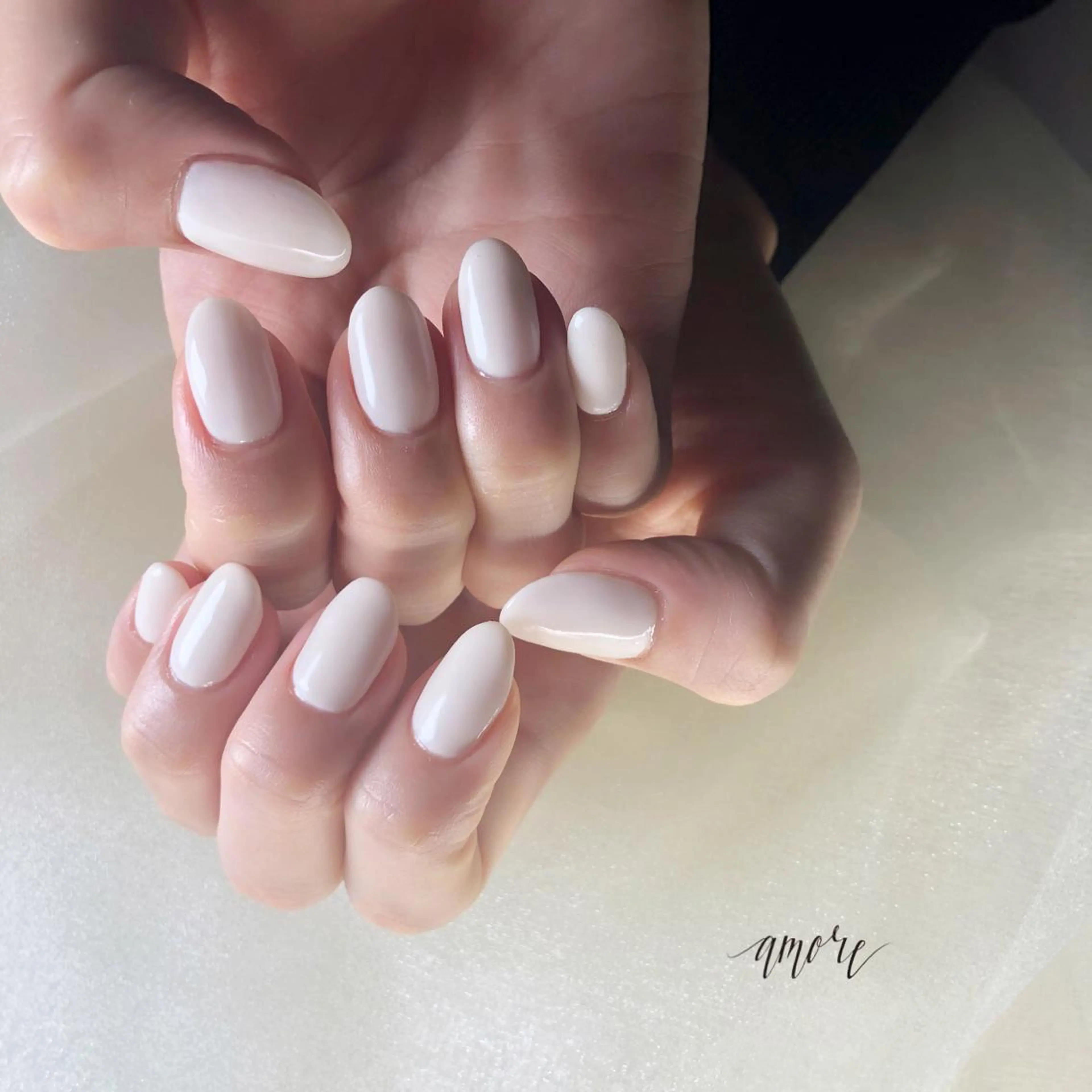 ネイル ジェルネイル 氷ネイル・うるうるネイル マグネットネイル ミラーネイル ニュアンスネイル ハンドネイル ハンドケア You kyehwaのネイルデザイン