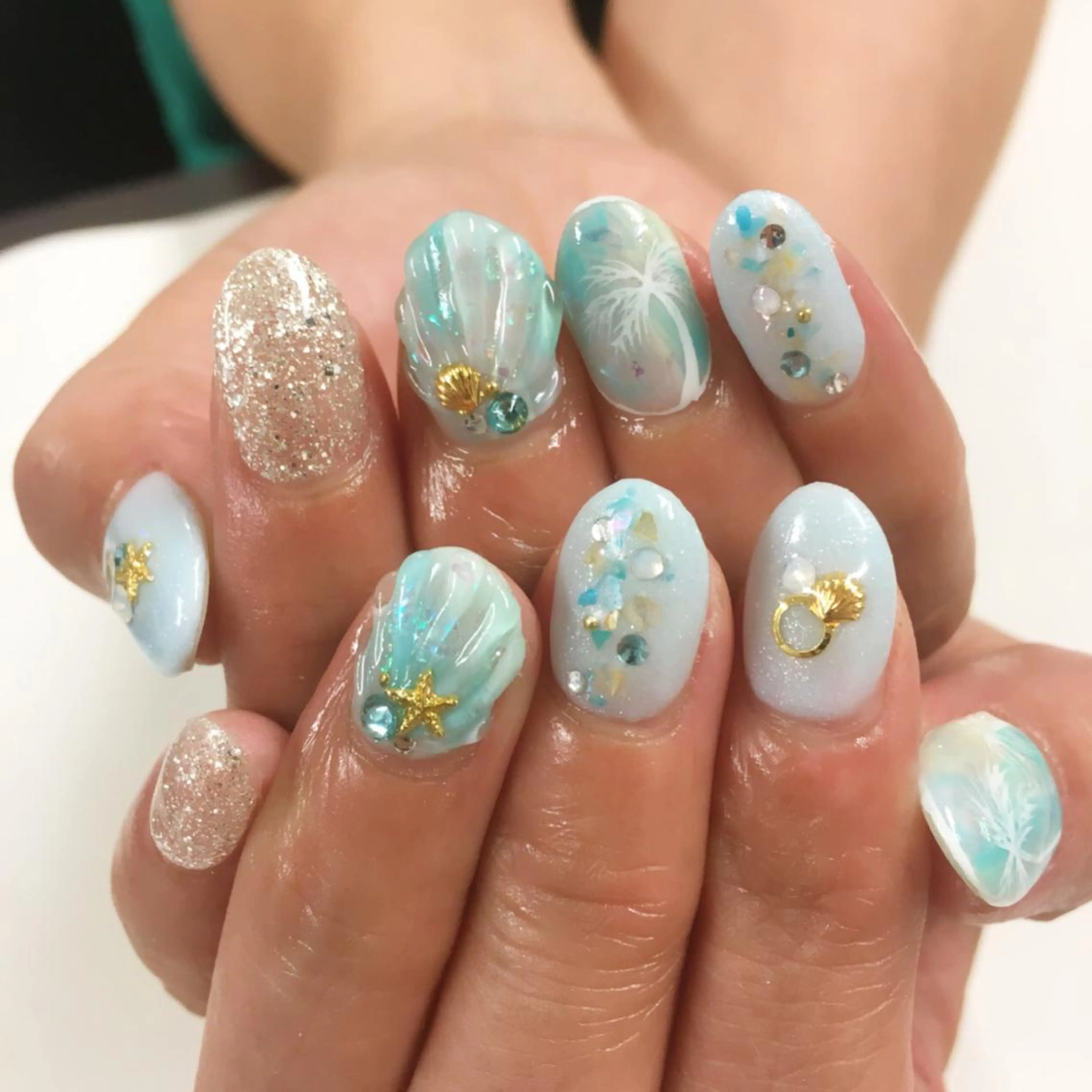 ネイル アートネイル SHINE NAILのネイルデザイン
