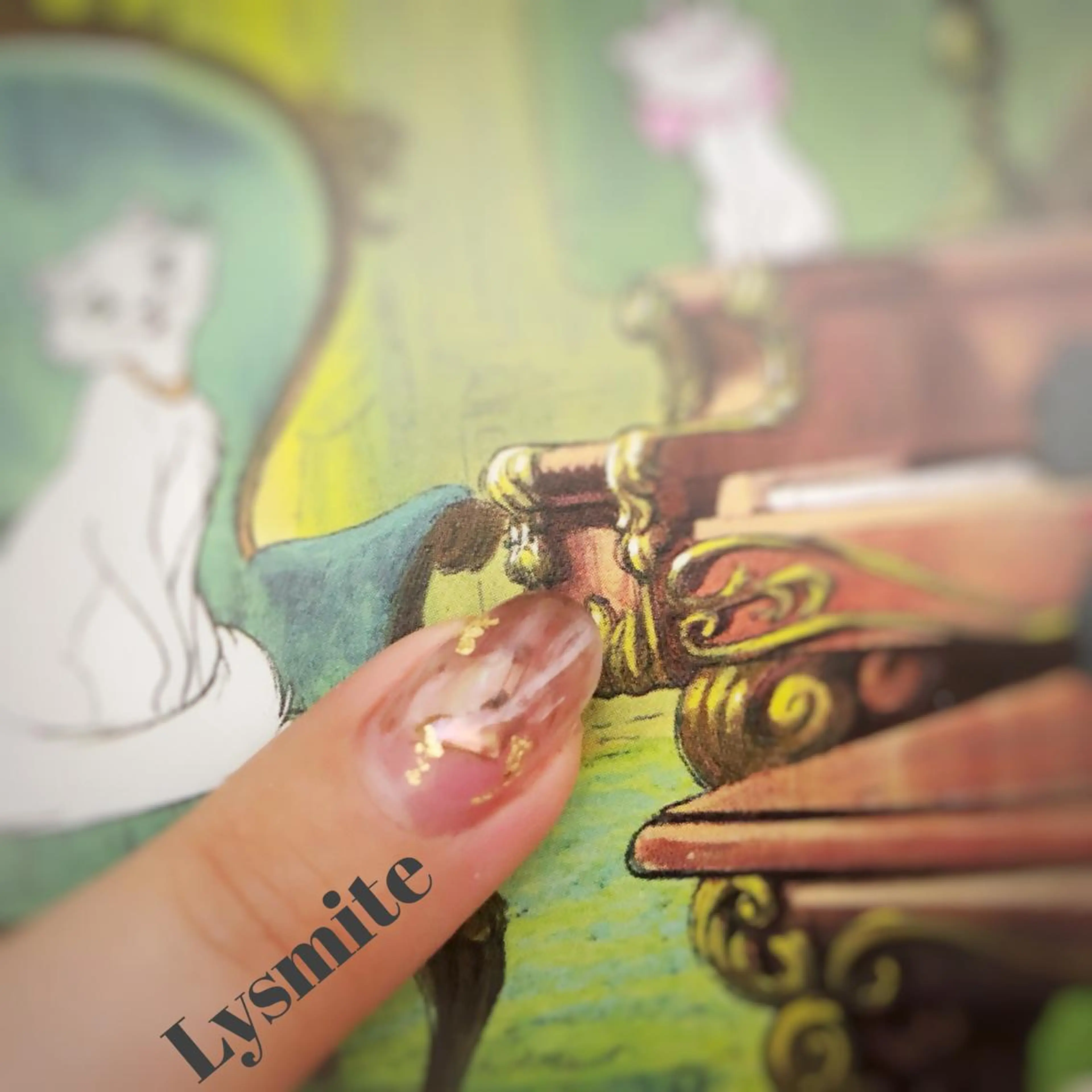 ネイル ニュアンスネイル Lysmite所属・岩本 美香のネイルデザイン