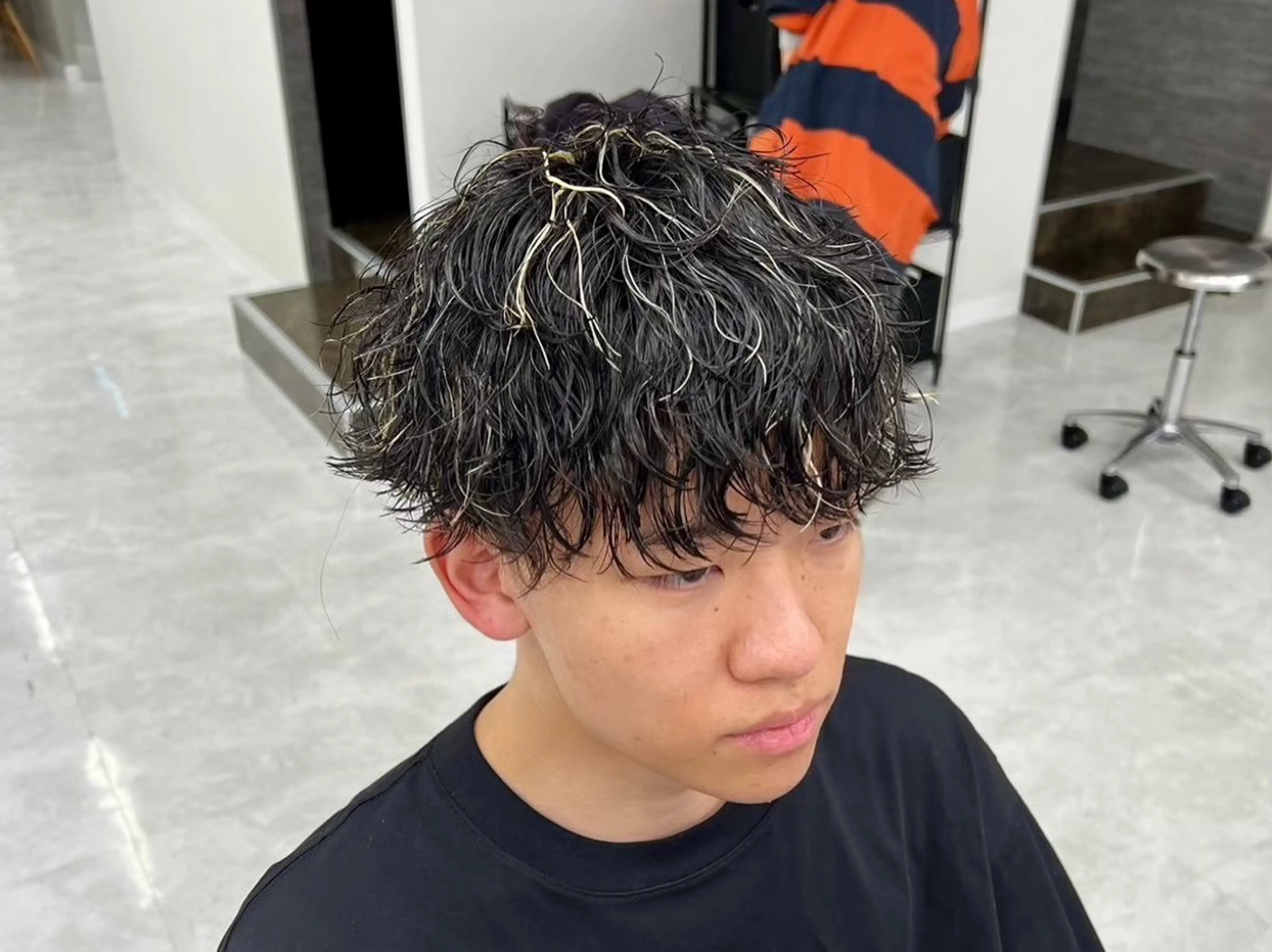 ショート カラー パーマ メンズ カット ヘアカラー パーマ ヘアセット 垢抜けメンズパーマ/ DAICHIのヘアスタイル