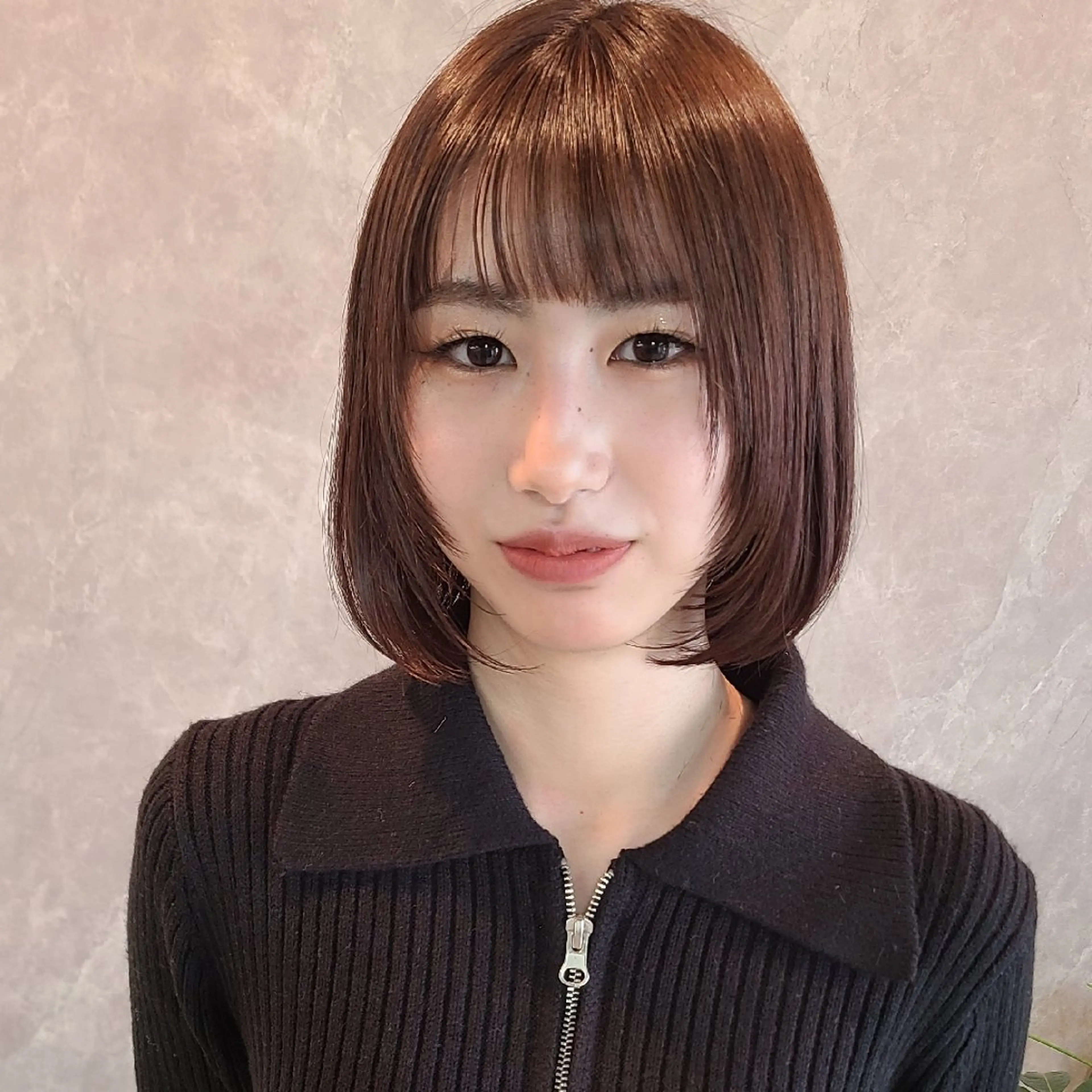 ミディアム 顔周りカット 西田 理沙のヘアスタイル