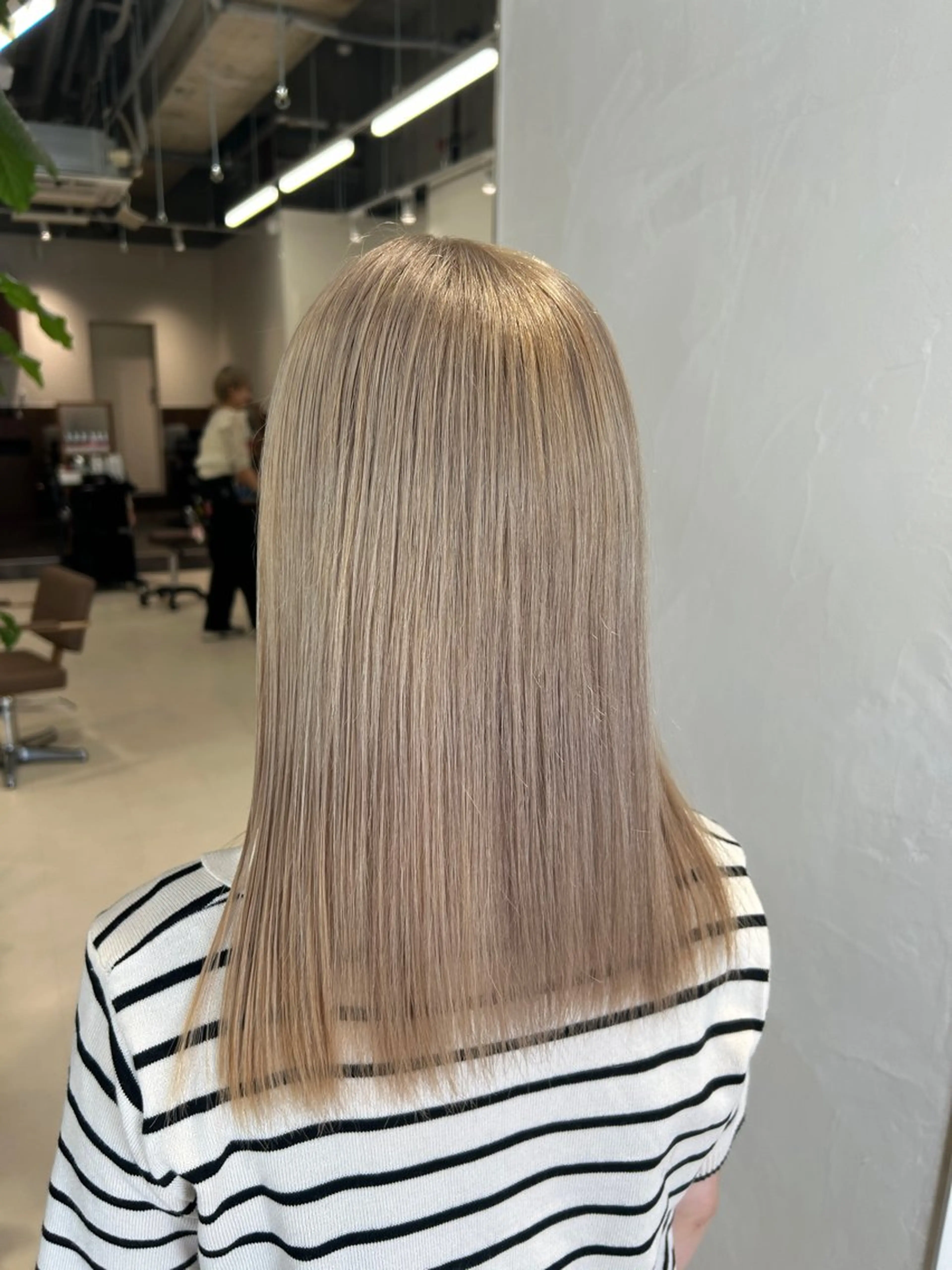 セミロング カラー カット ヘアカラー トリートメント ハイトーン/エクステ /🎀YUINA🎀のヘアスタイル