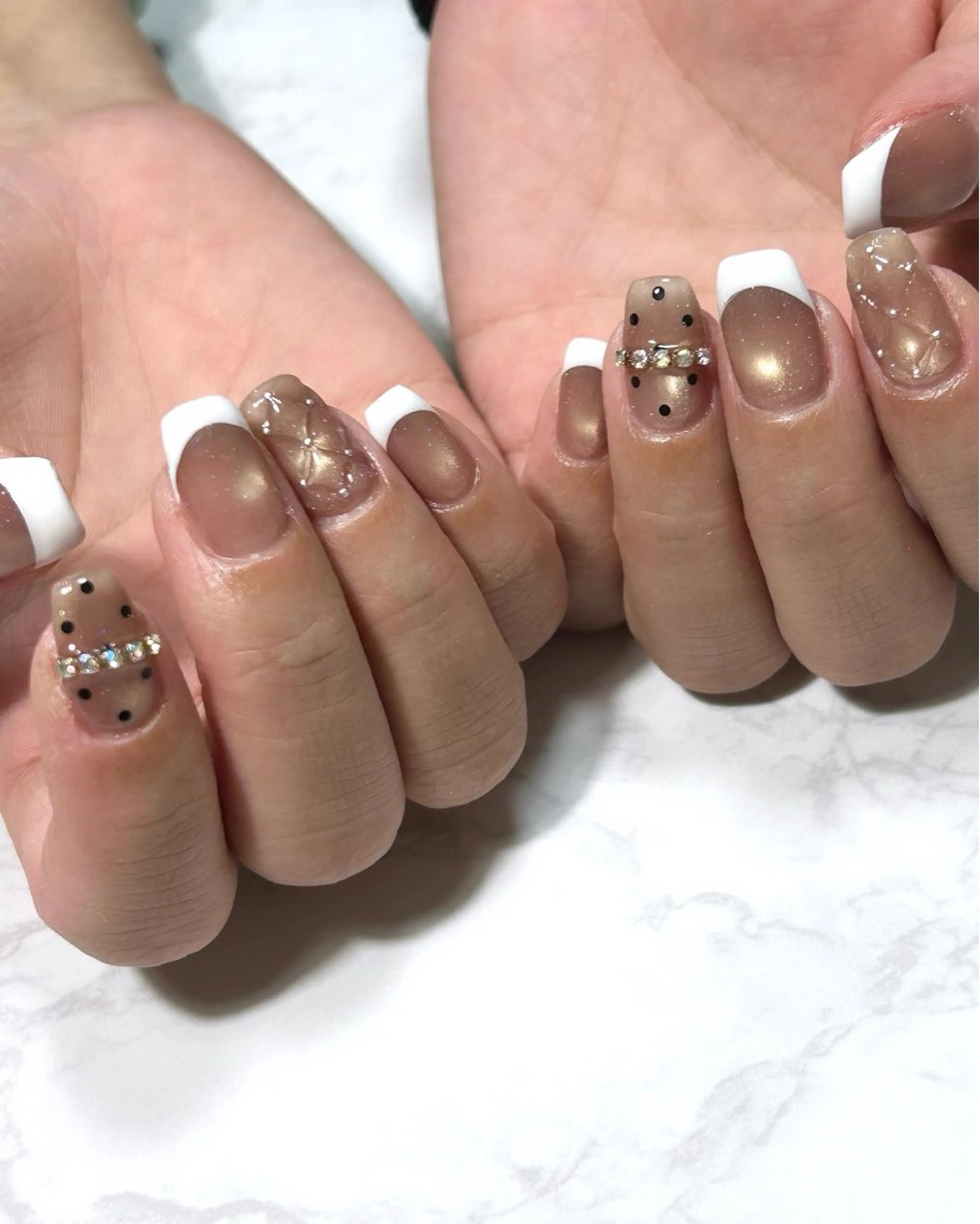 ネイル Allybell🫧 Ayakaのネイルデザイン