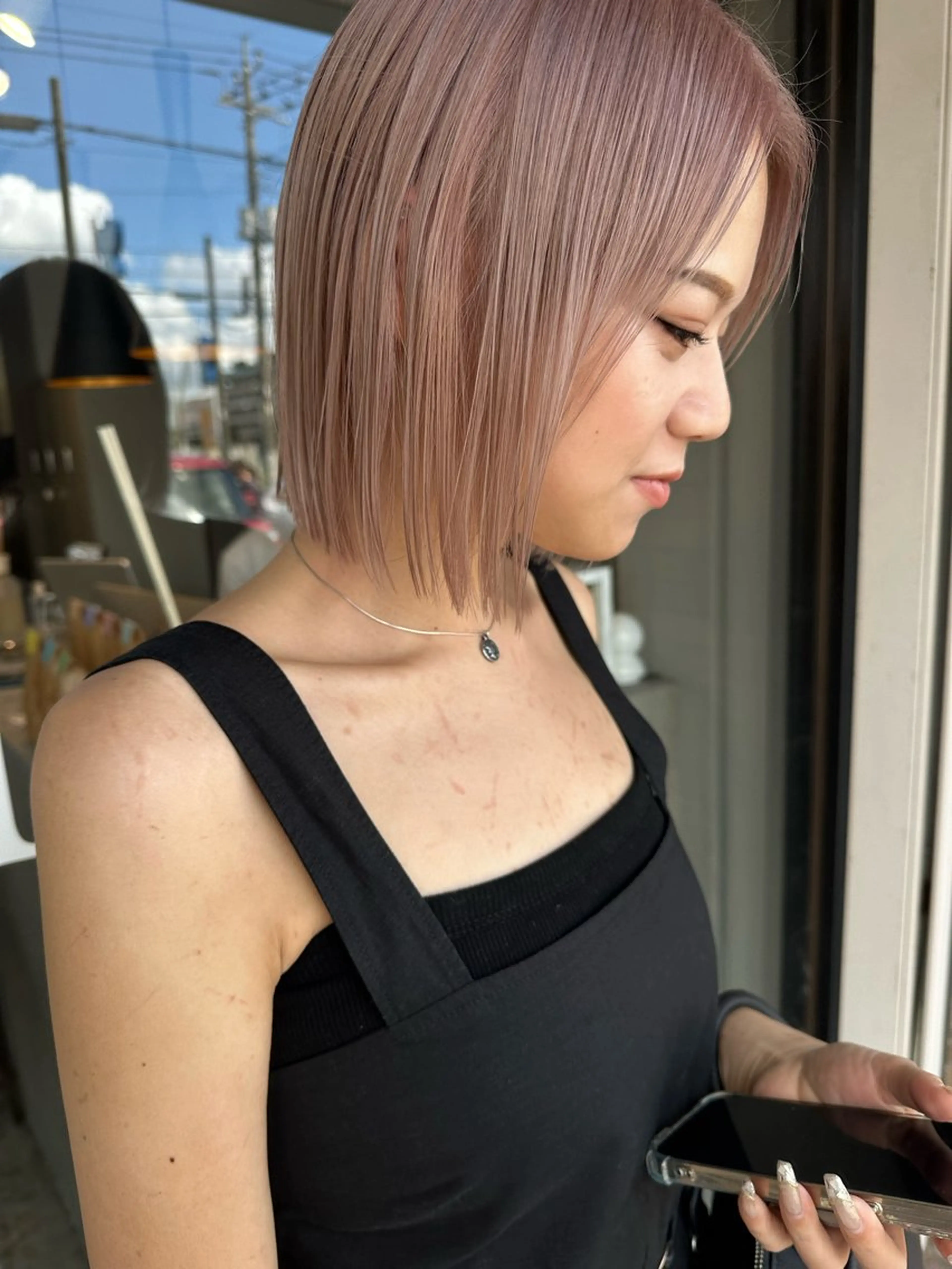 カラー ベージュカラー ハイトーンカラー ピンクカラー ピンクベージュ ボブ ヘアカラー YURIK Aのヘアスタイル