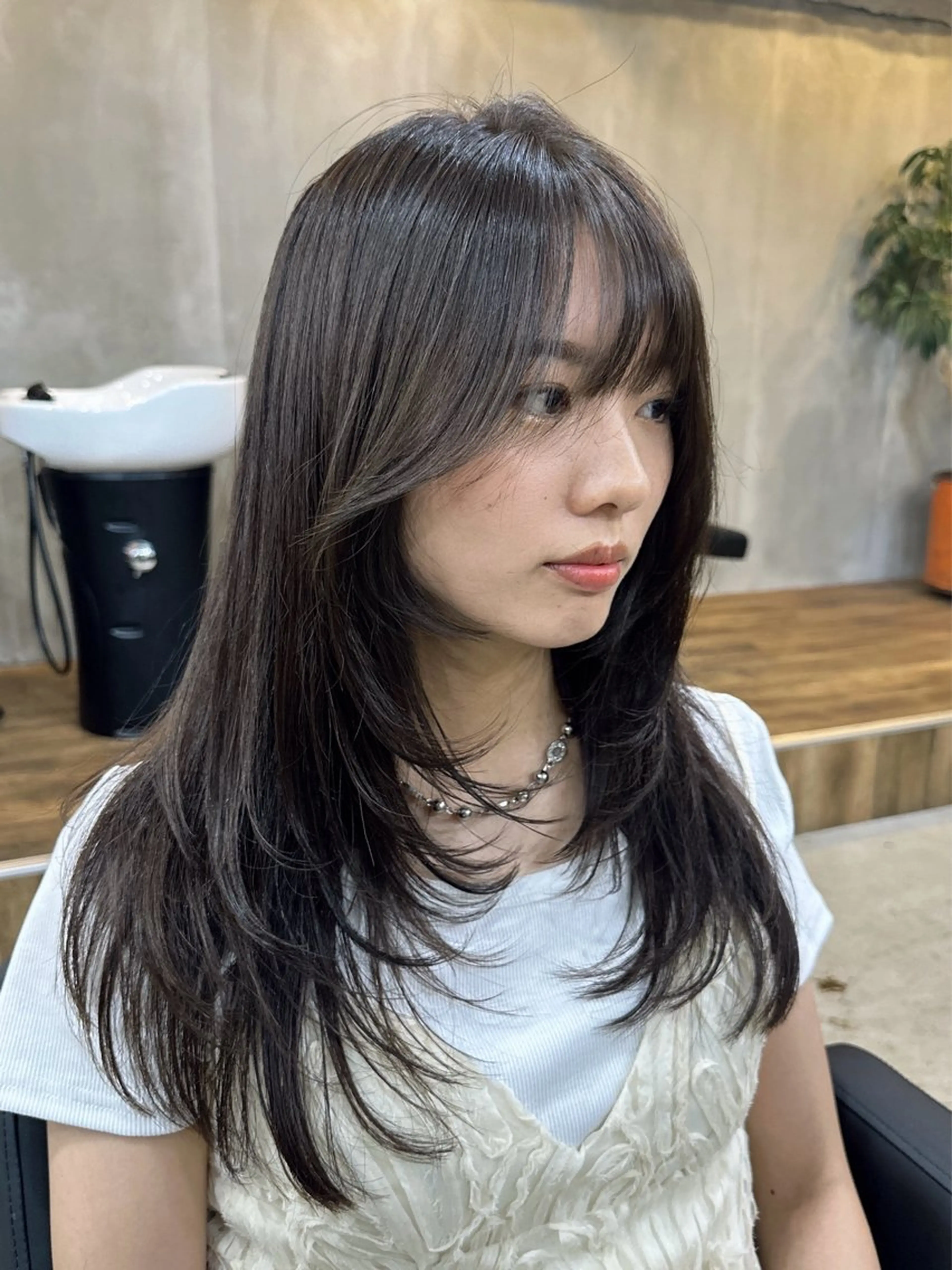 ロング カット ヘアカラー トリートメント 【SIUN】健太郎 髪質改善/透明感のヘアスタイル