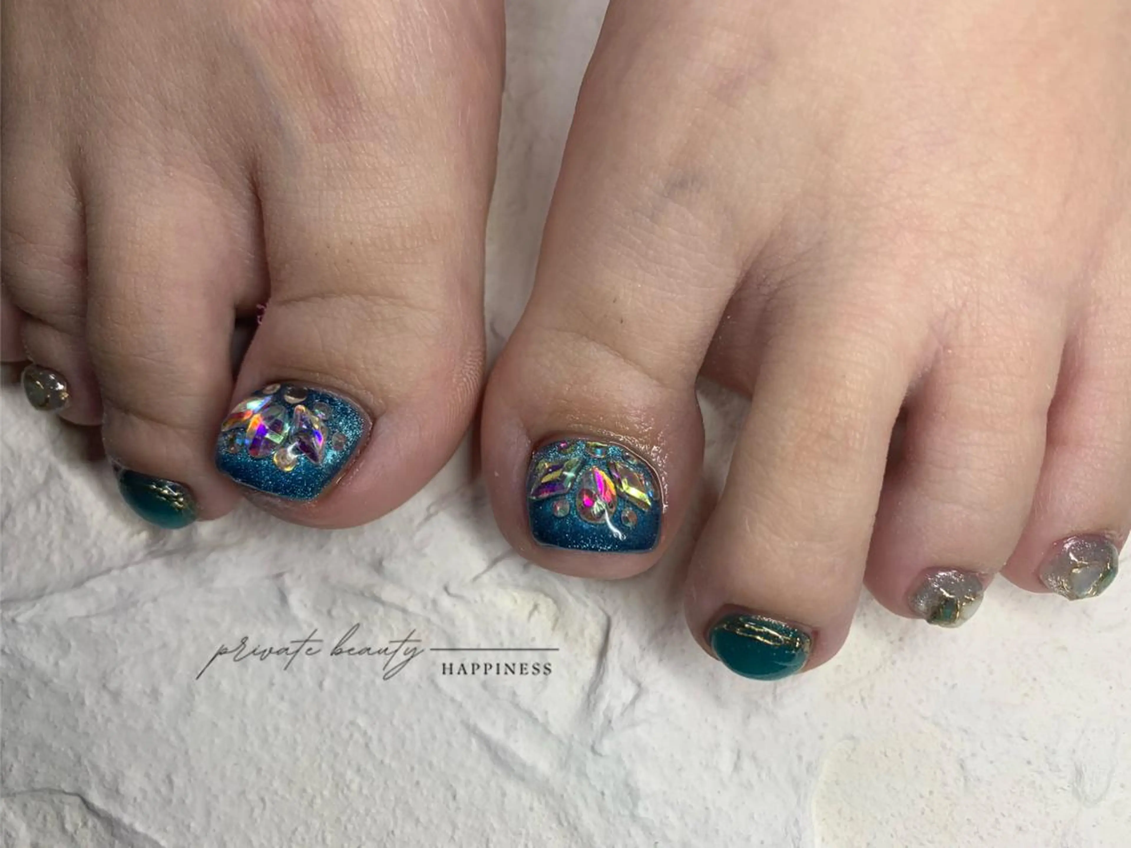 ネイル アートネイル ラメ(グリッター) スカルプネイル 夏ネイル happiness nailのネイルデザイン