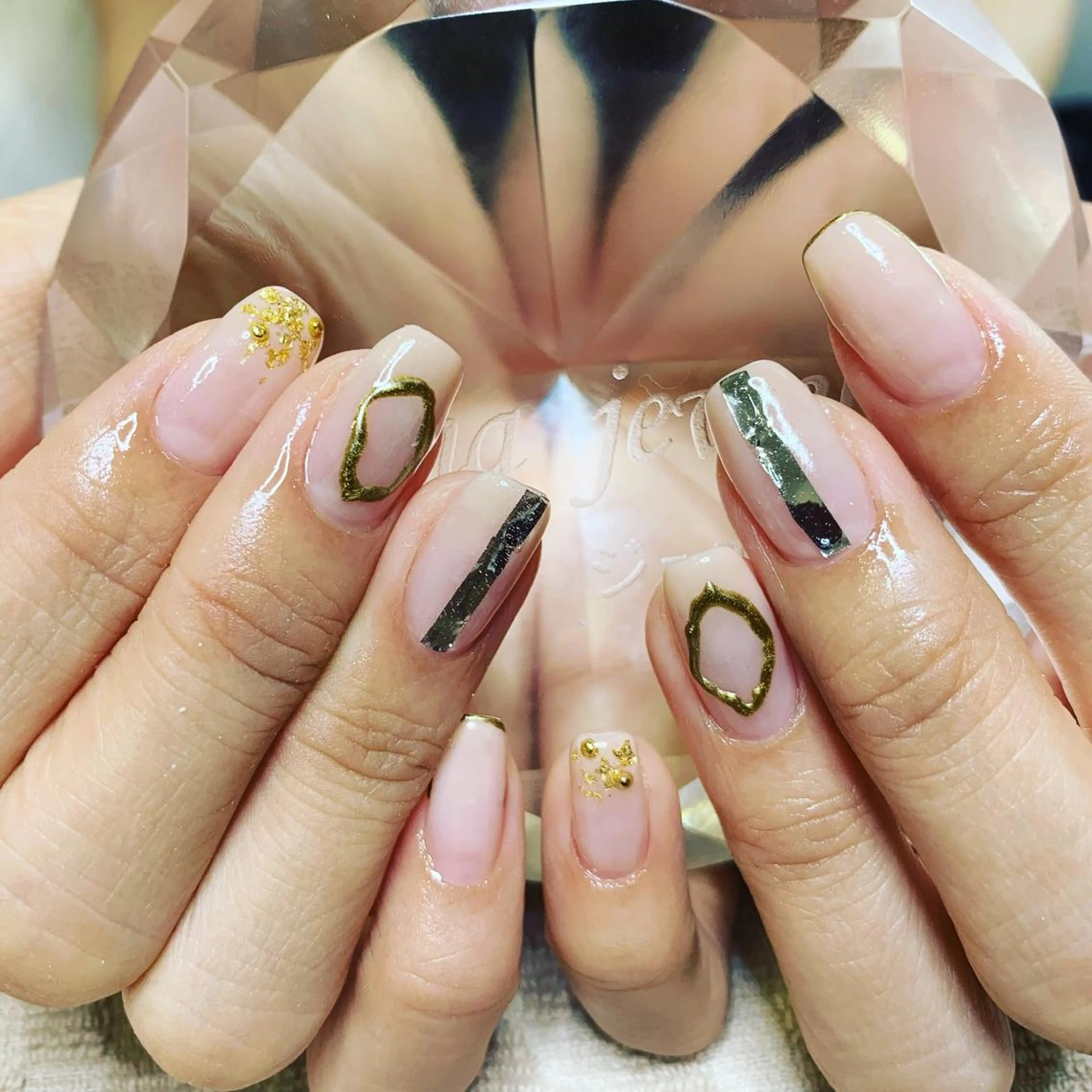 ネイル ハンドネイル フットネイル Adite nailのネイルデザイン