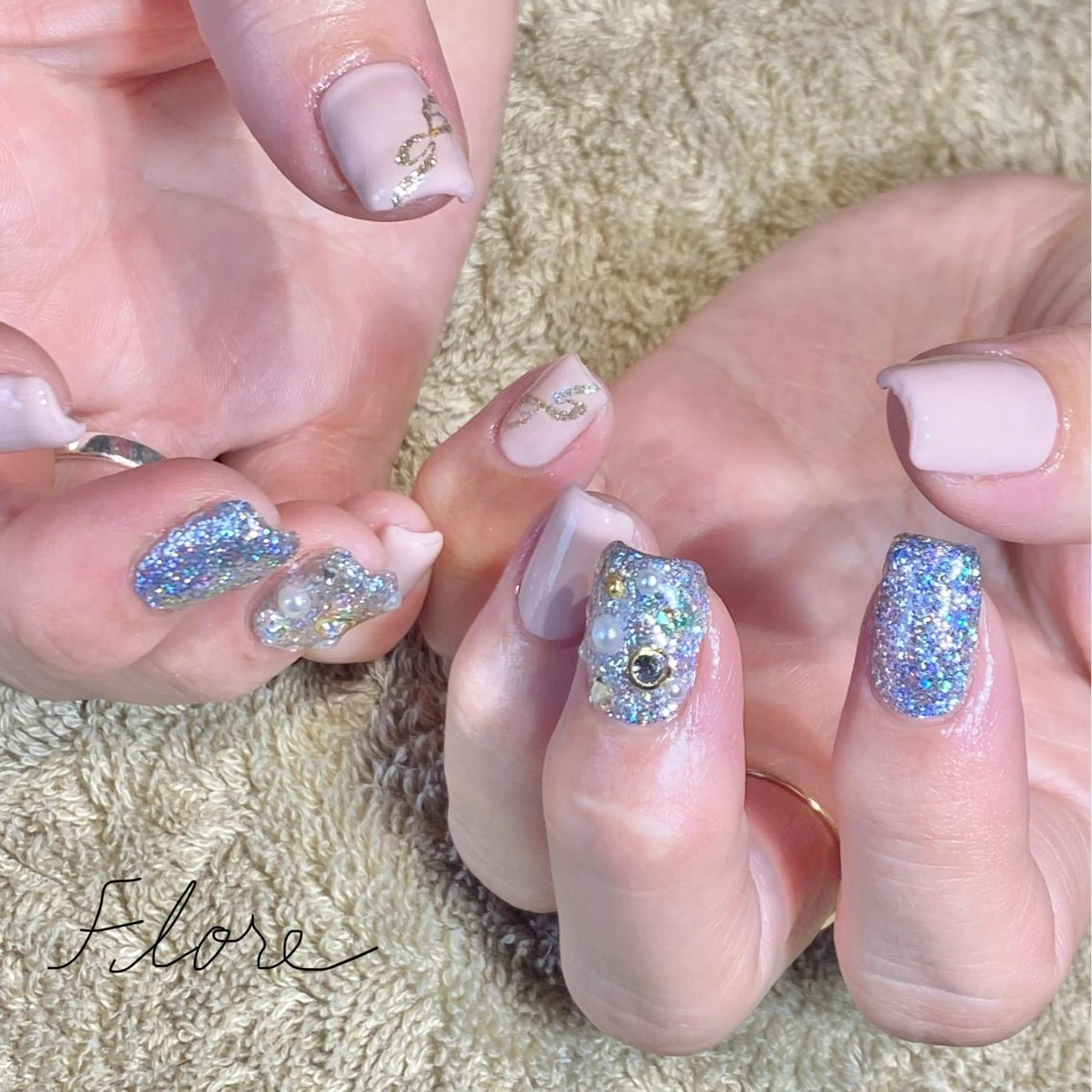 ネイル Flore (フロール)の眉毛・アイブロウイメージ