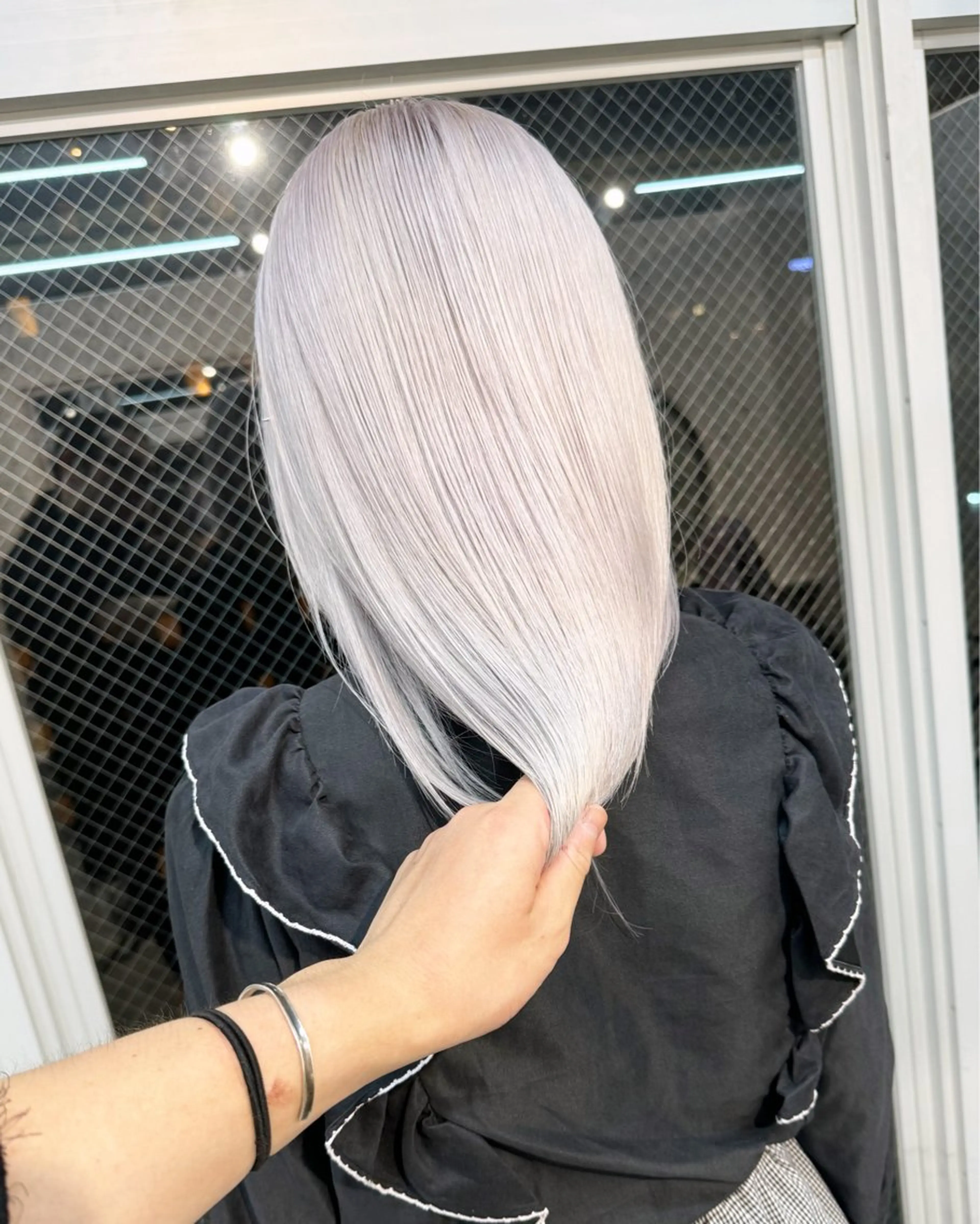 ミディアム カラー ヘアアレンジ ミディアムパーマ ブリーチ ケアブリーチ ダブルカラー ハイライトカラー ヘアカラー トリートメント lani 天神大名/ブリーチのヘアスタイル
