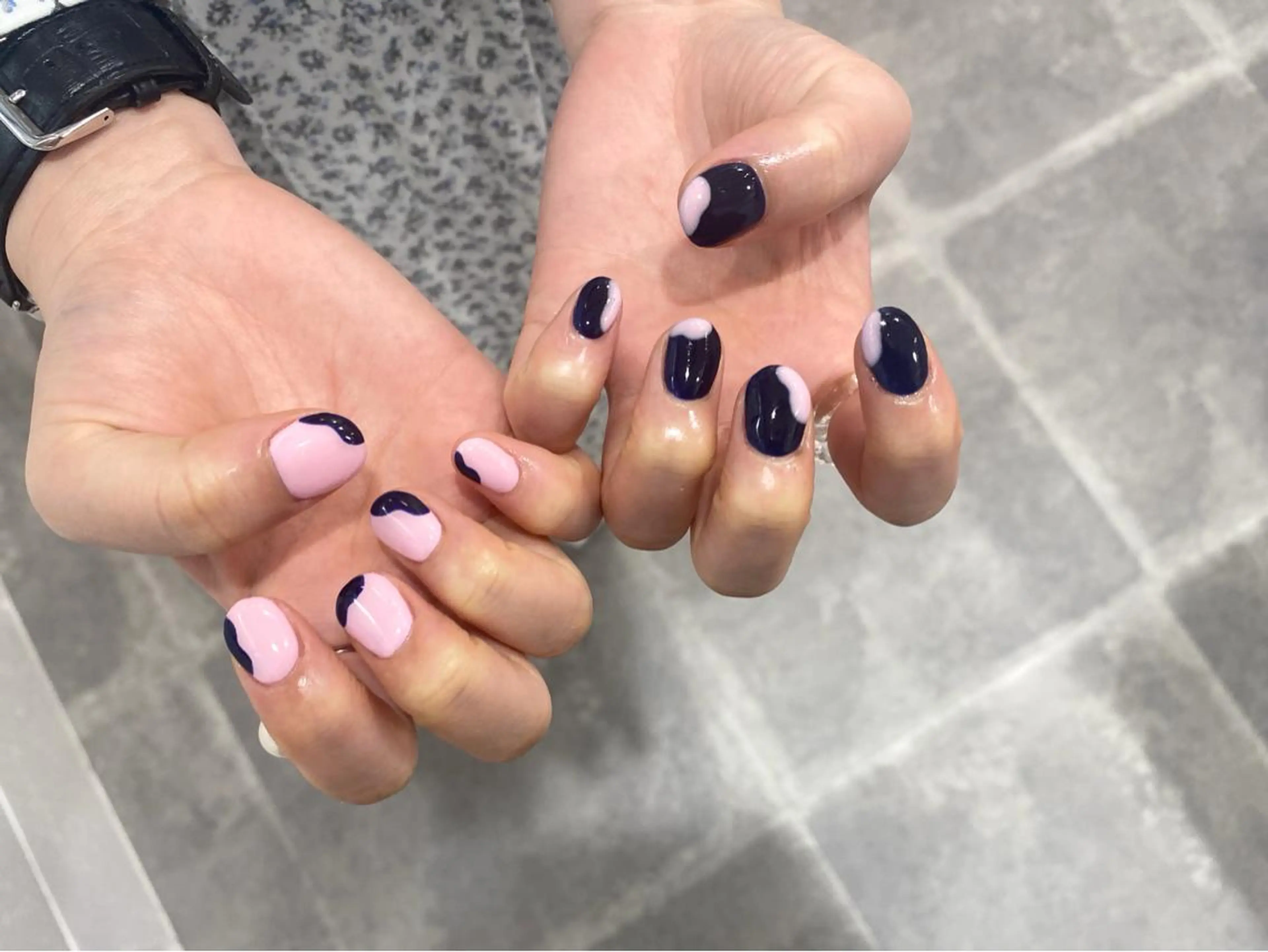 ネイル ハンドネイル NINEnami ニュアンスネイルのネイルデザイン