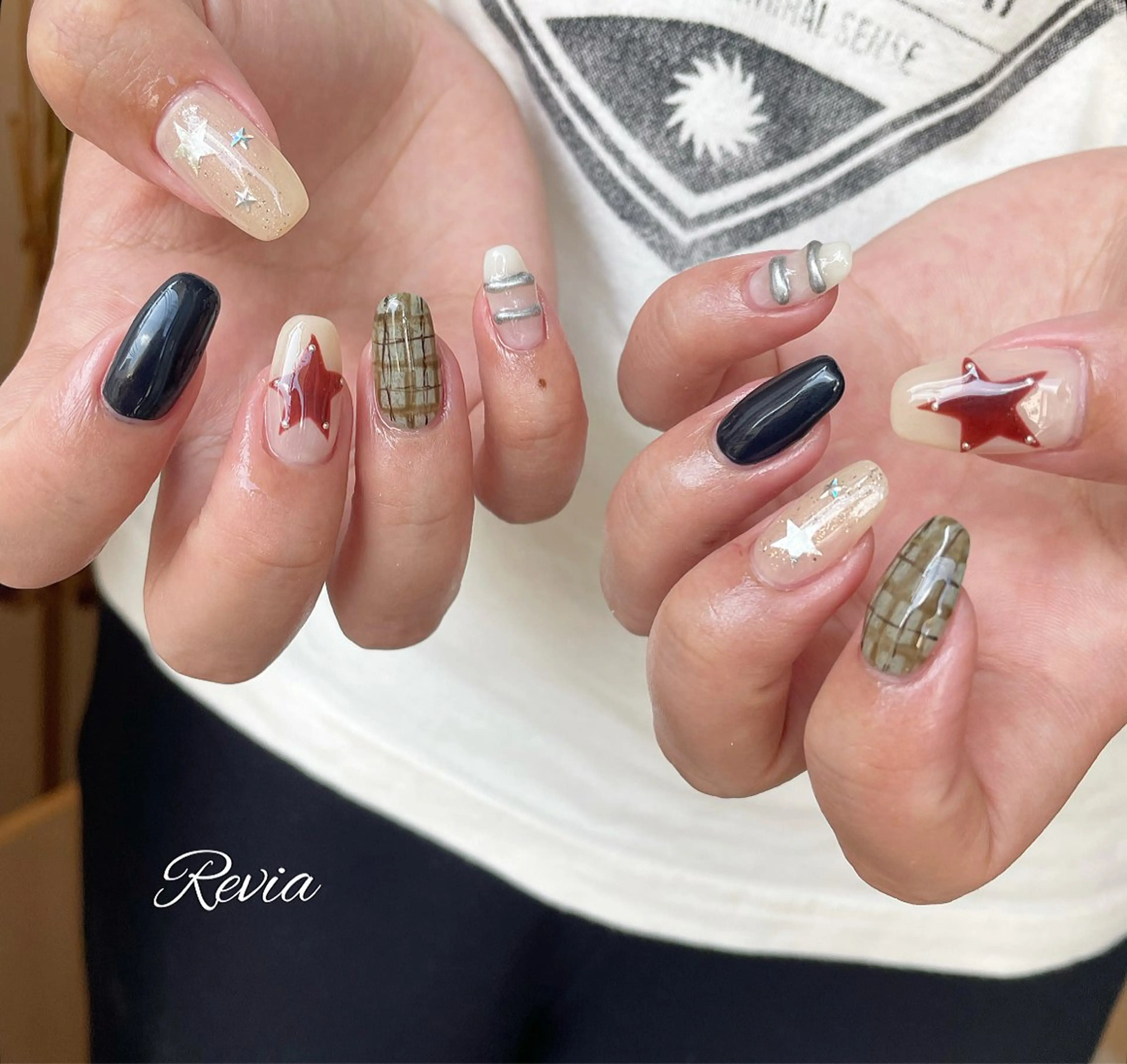 ネイル ハンドネイル revia所属・ERI Nailistのネイルデザイン