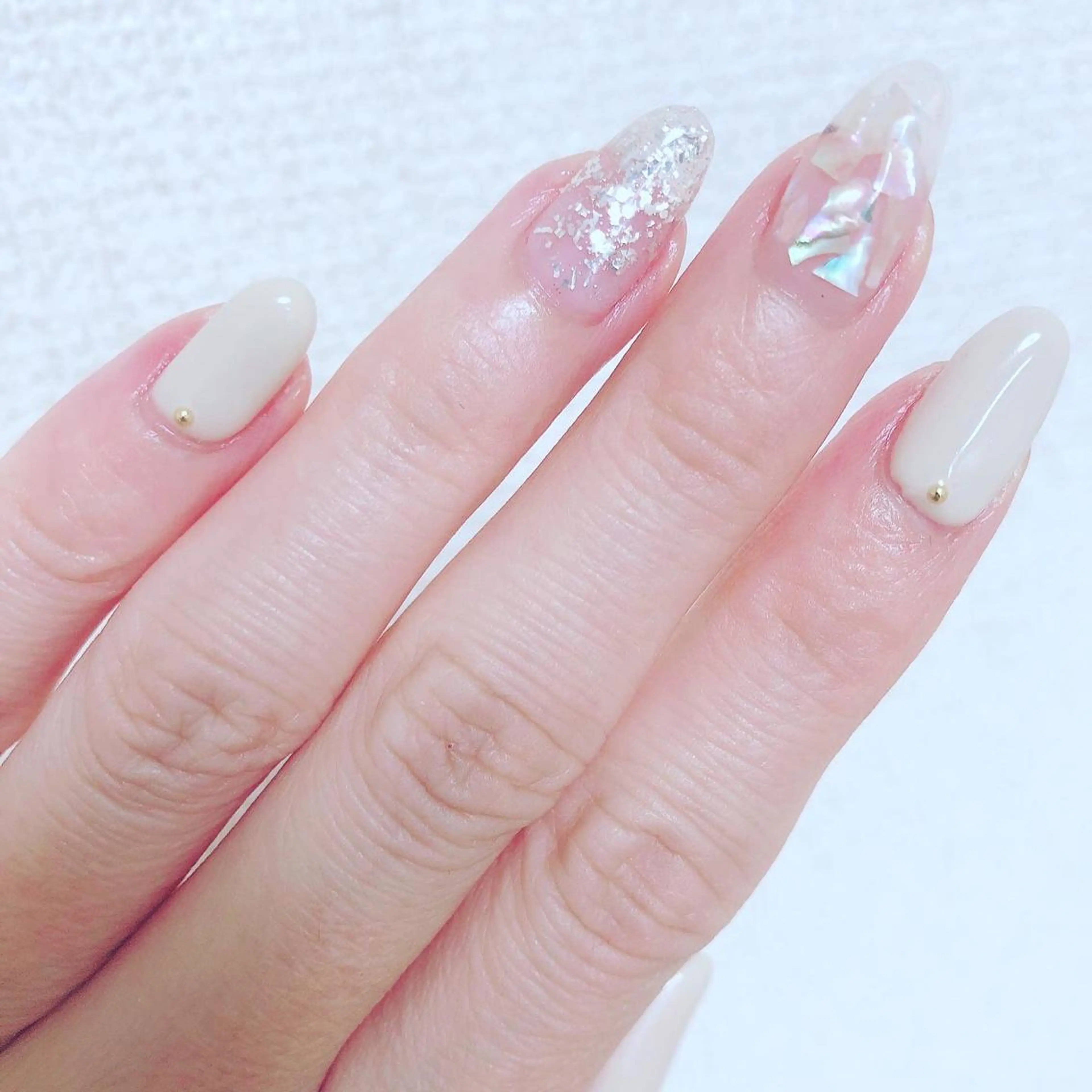 ネイル ハンドネイル emi ...の眉毛・アイブロウイメージ