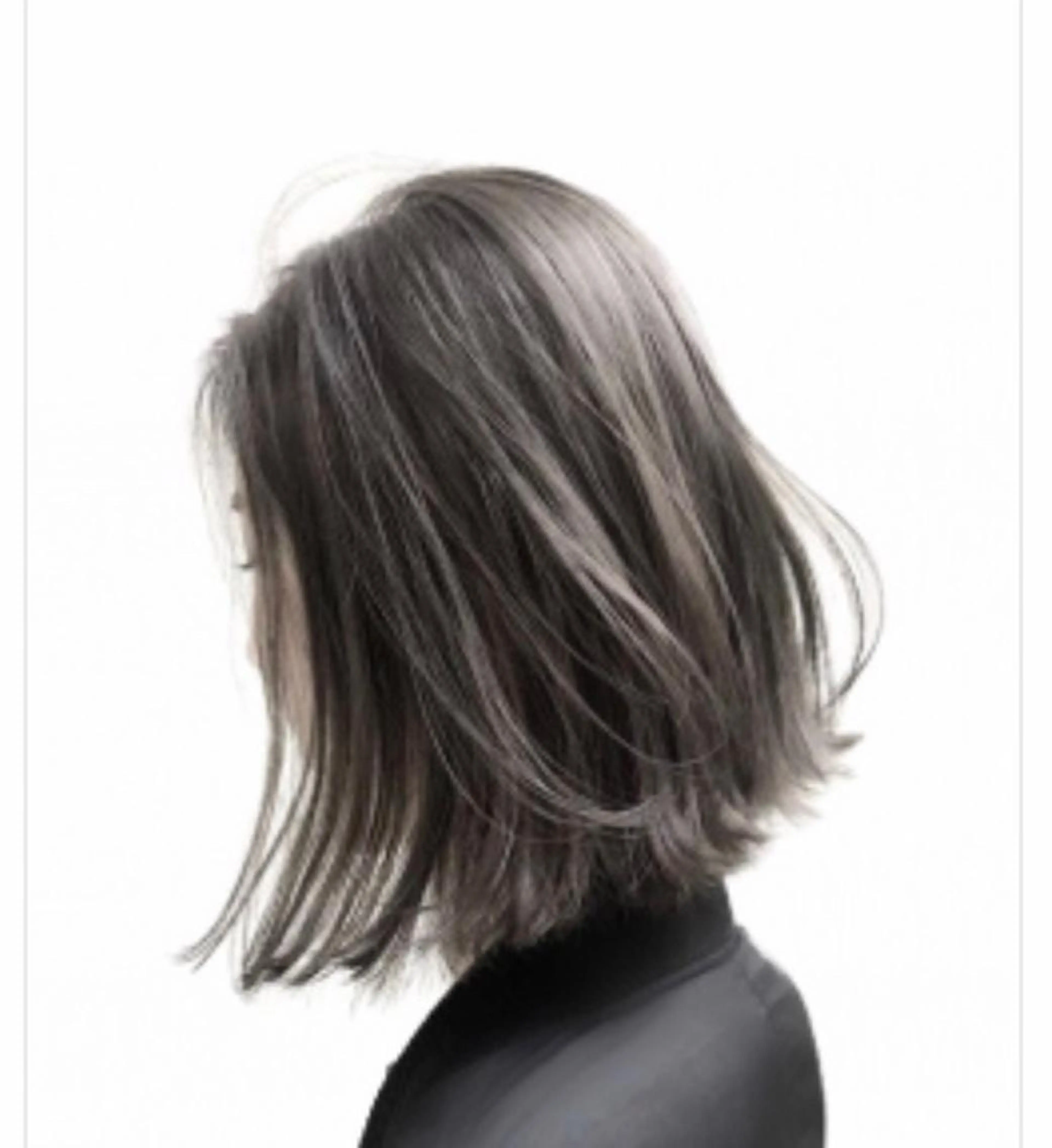 ミディアム カラー ブリーチ グレージュ ハイライトカラー ハイライト ケア剤オタク×海外 ヘア長谷川裕起のヘアスタイル