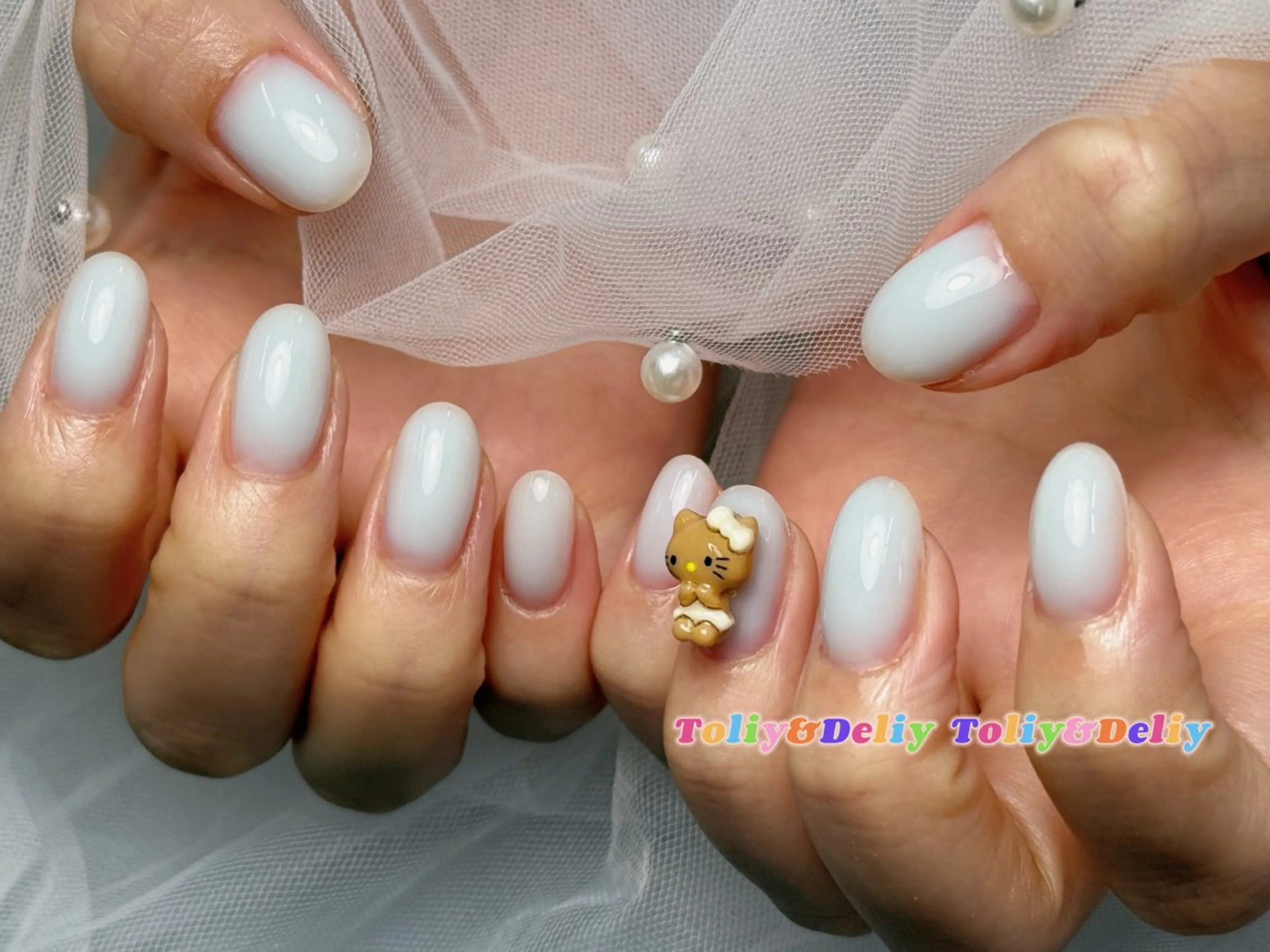 ネイル ハンドネイル ToliyDeliy Nail Salonのネイルデザイン