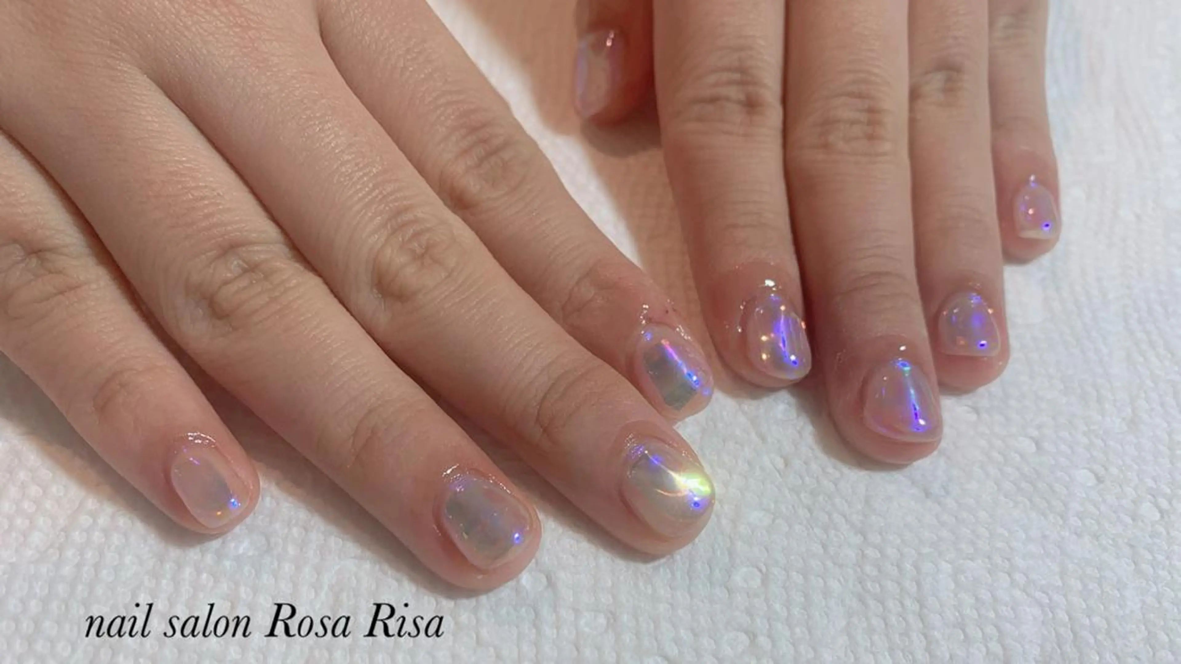 ショート ネイル 氷ネイル・うるうるネイル ハンドネイル ネイルスタジオ シェイクユアハンズのネイルデザイン