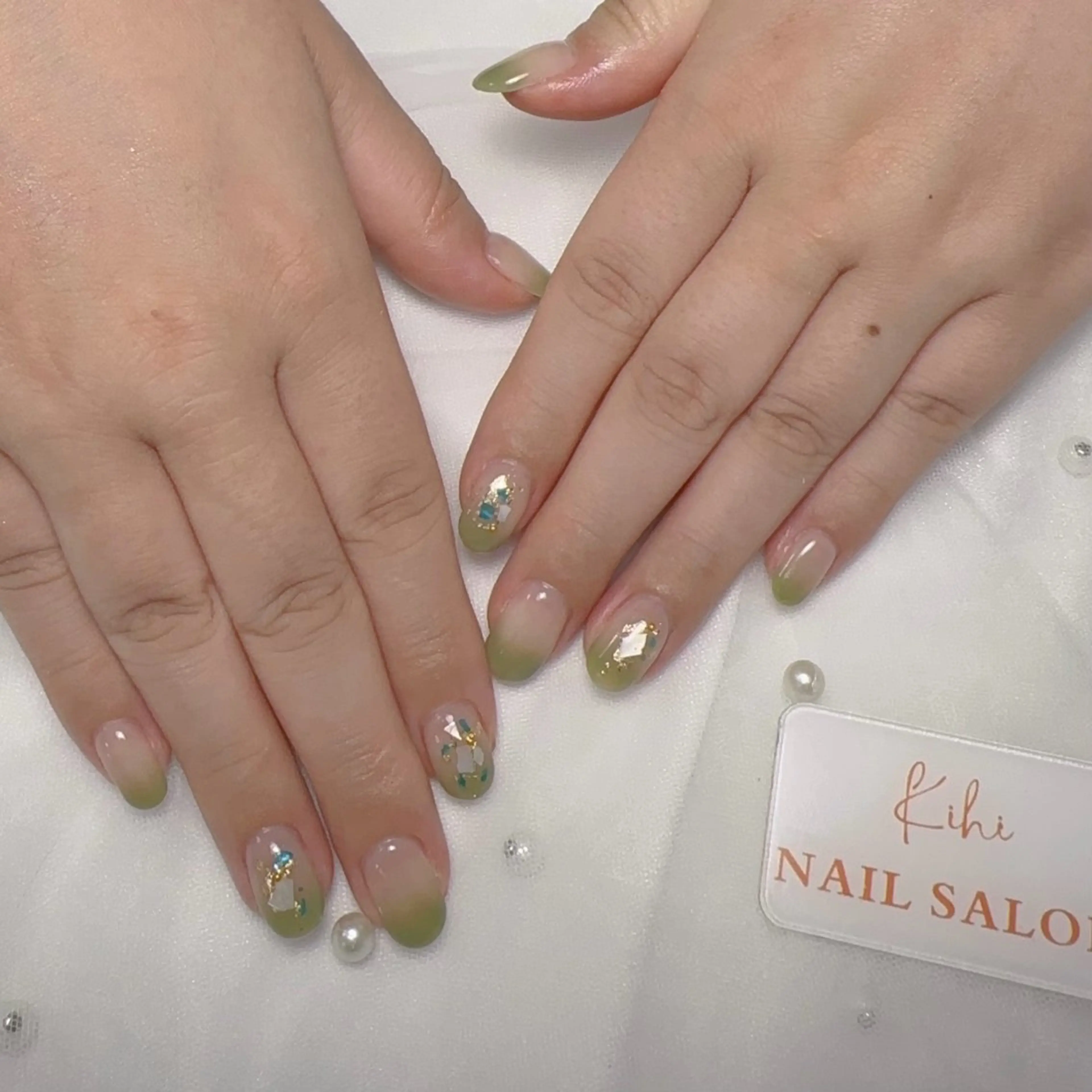 ネイル アートネイル フレンチネイル ジェルネイル グラデーション 韓国ネイル ハンドネイル 💕鈴木ユリ パラジェル/オフ無料のネイルデザイン