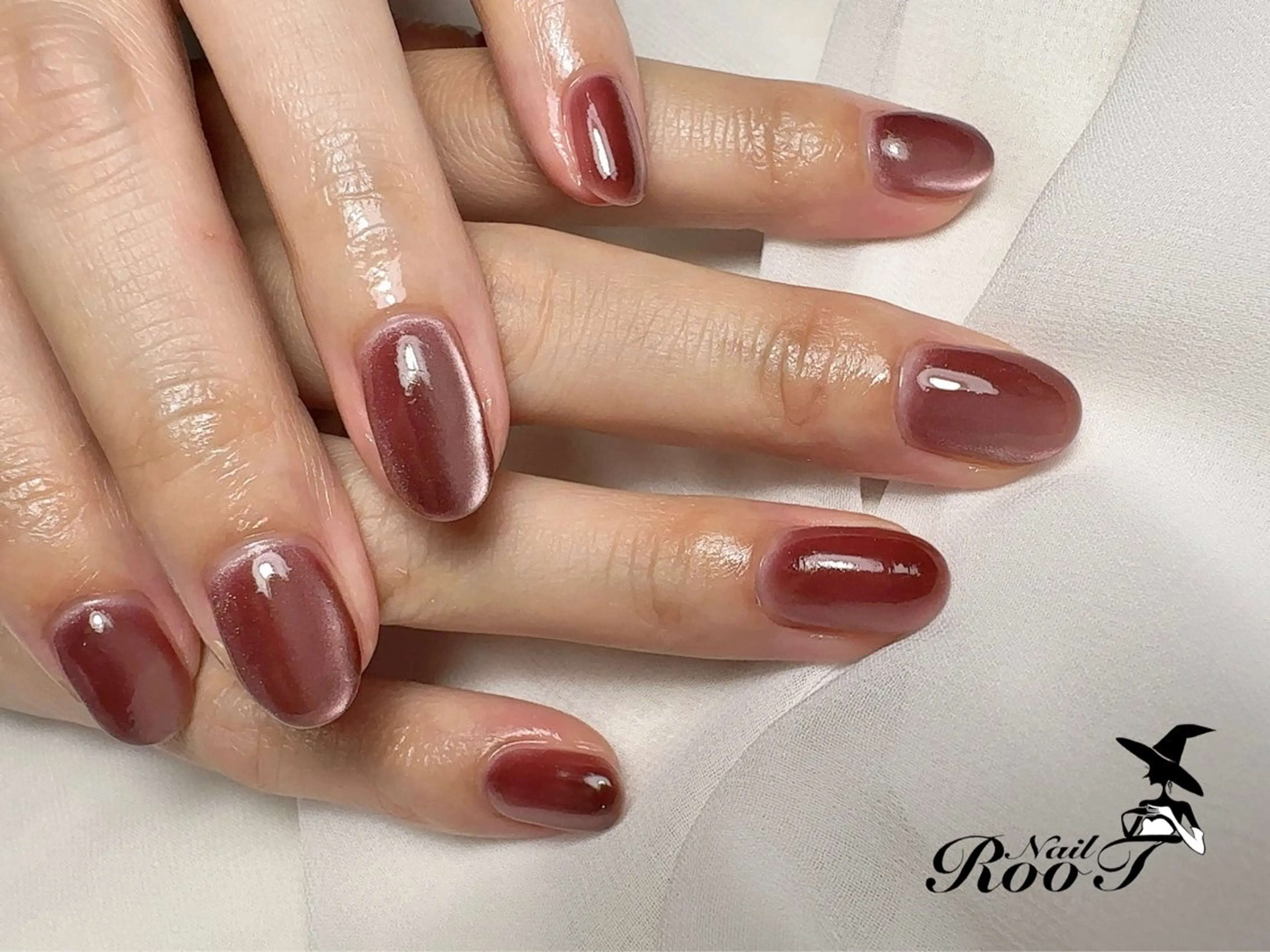 ネイル マグネットネイル ハンドネイル RooT Nailのネイルデザイン