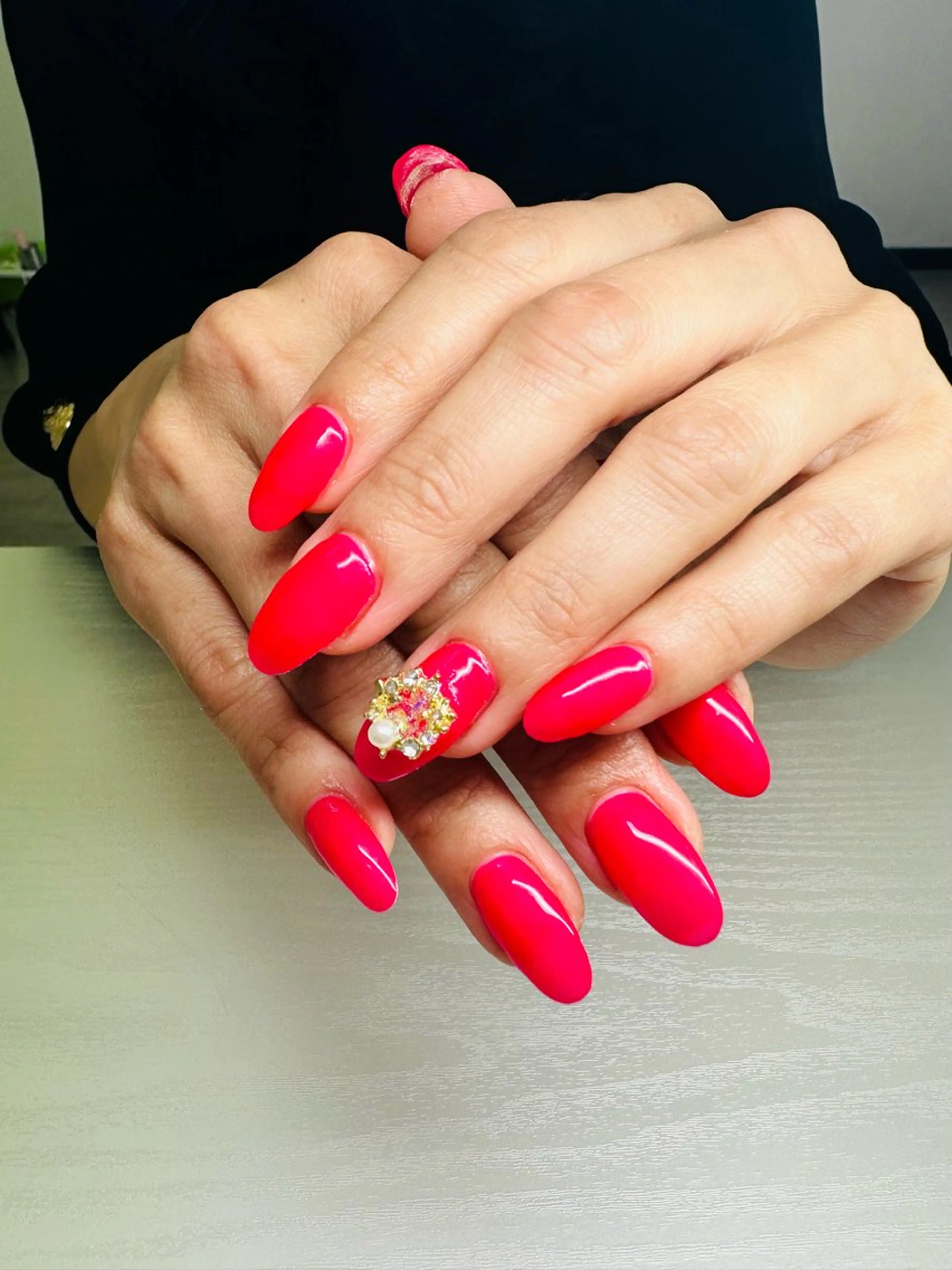 ネイル Moana所属・宮崎 美涼のネイルデザイン