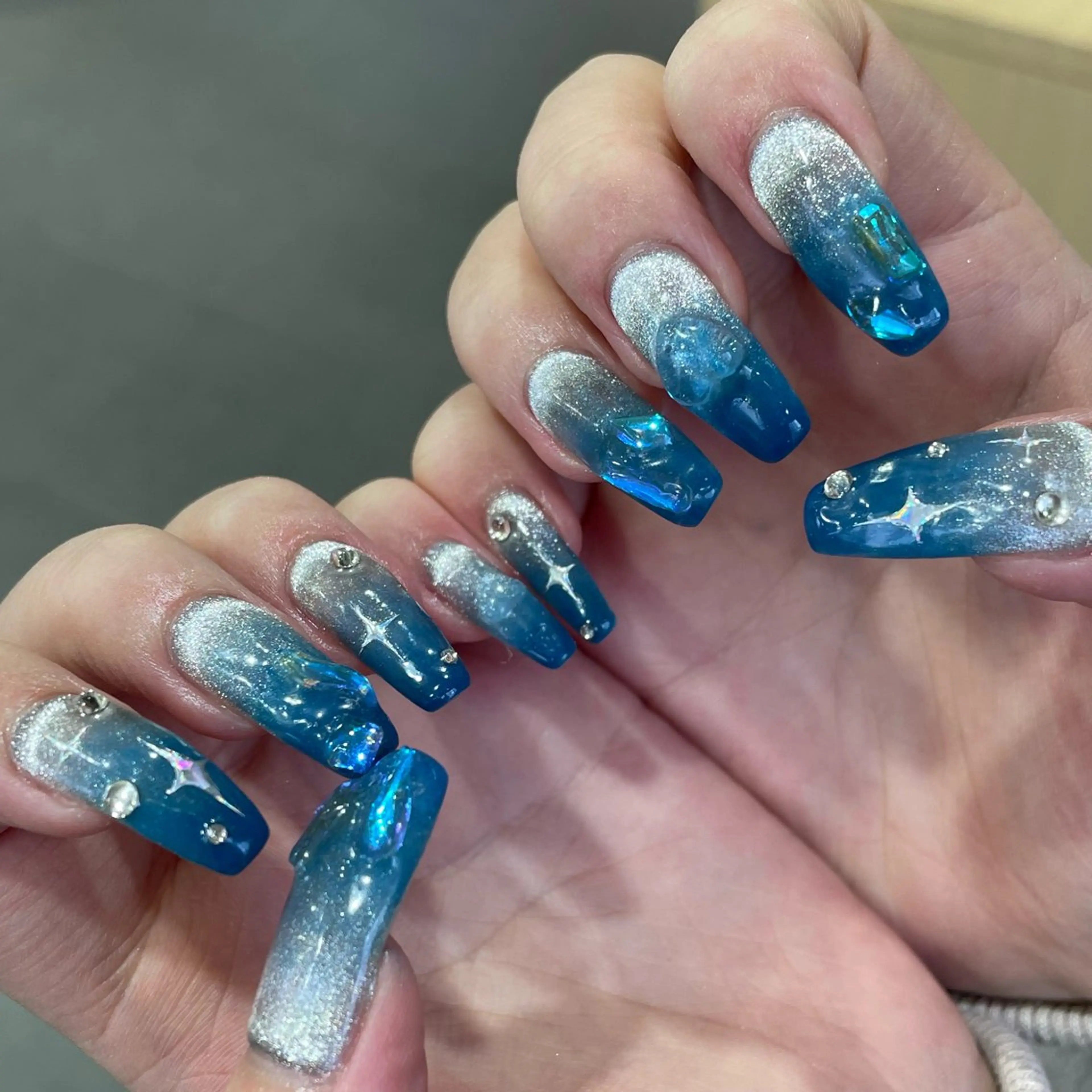 ネイル 【 ﾈｲﾘｽﾄ&ｱｲ ﾘｽﾄ】キヨカのネイルデザイン