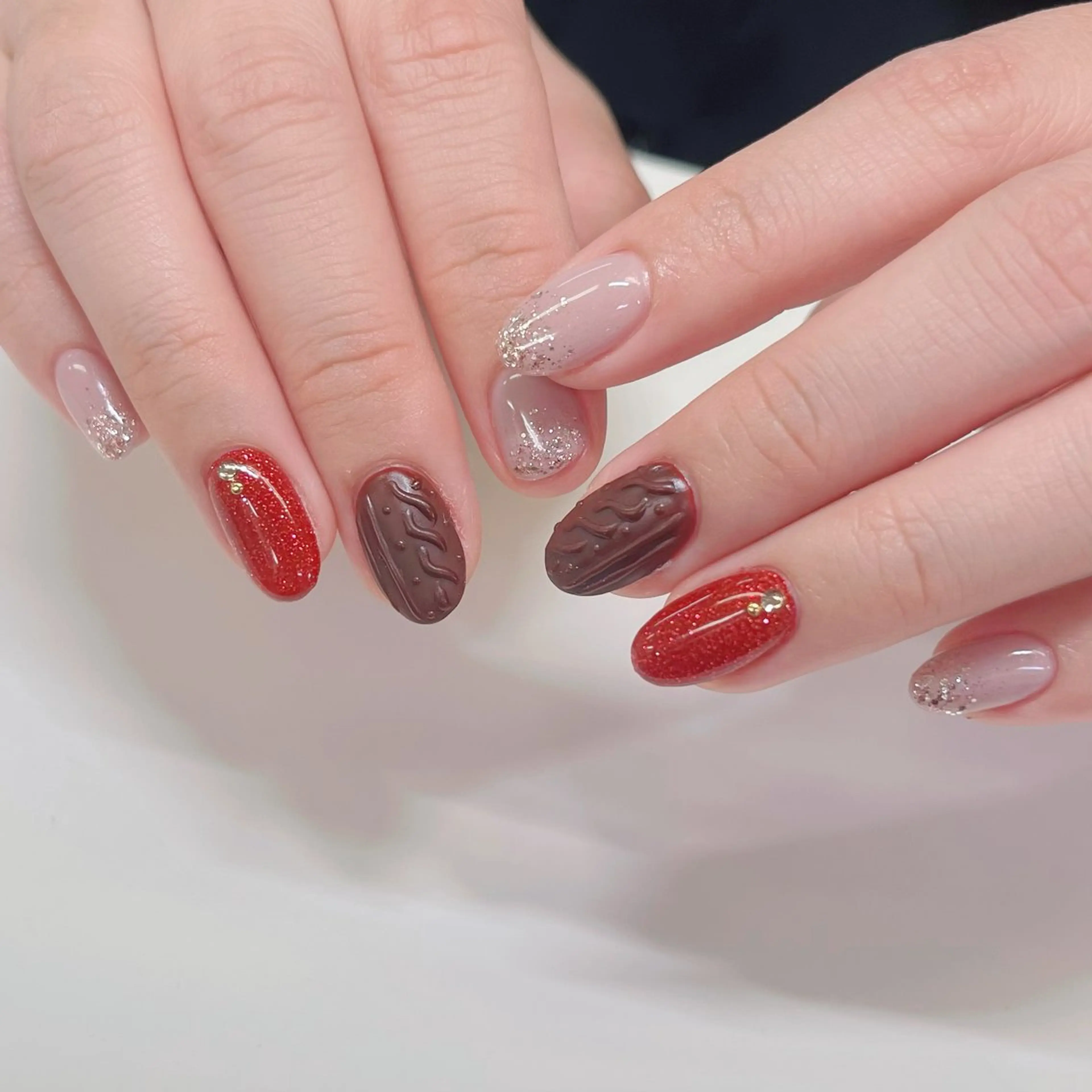 ネイル ネイルサロンアジアン池袋店所属・林 夏萌のネイルデザイン