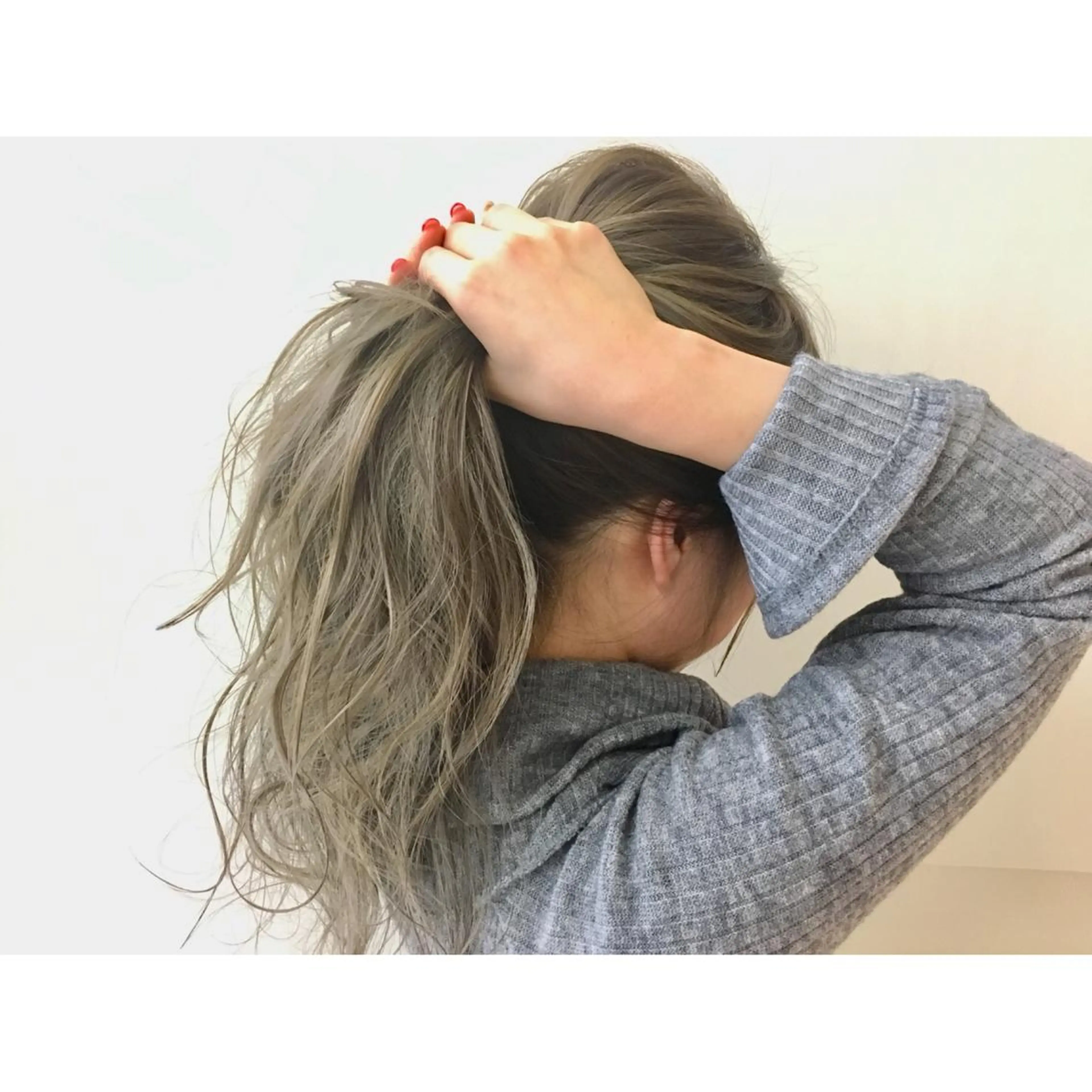 ロング カラー 加藤 利基のヘアスタイル