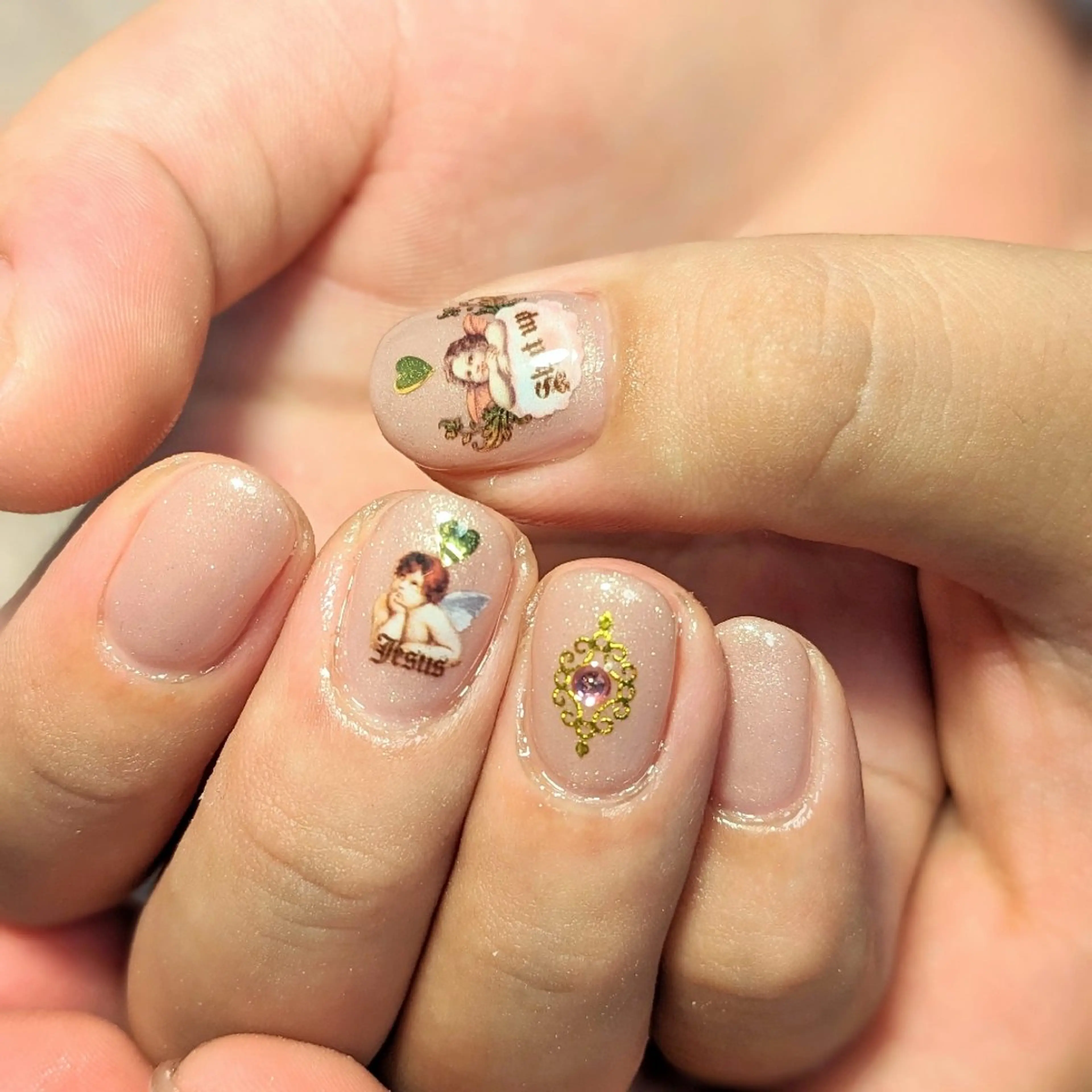 ネイル ｱｲﾗｯｼｭ ﾈｲﾙ ｻﾛﾝ つけるのマツエク・マツパデザイン