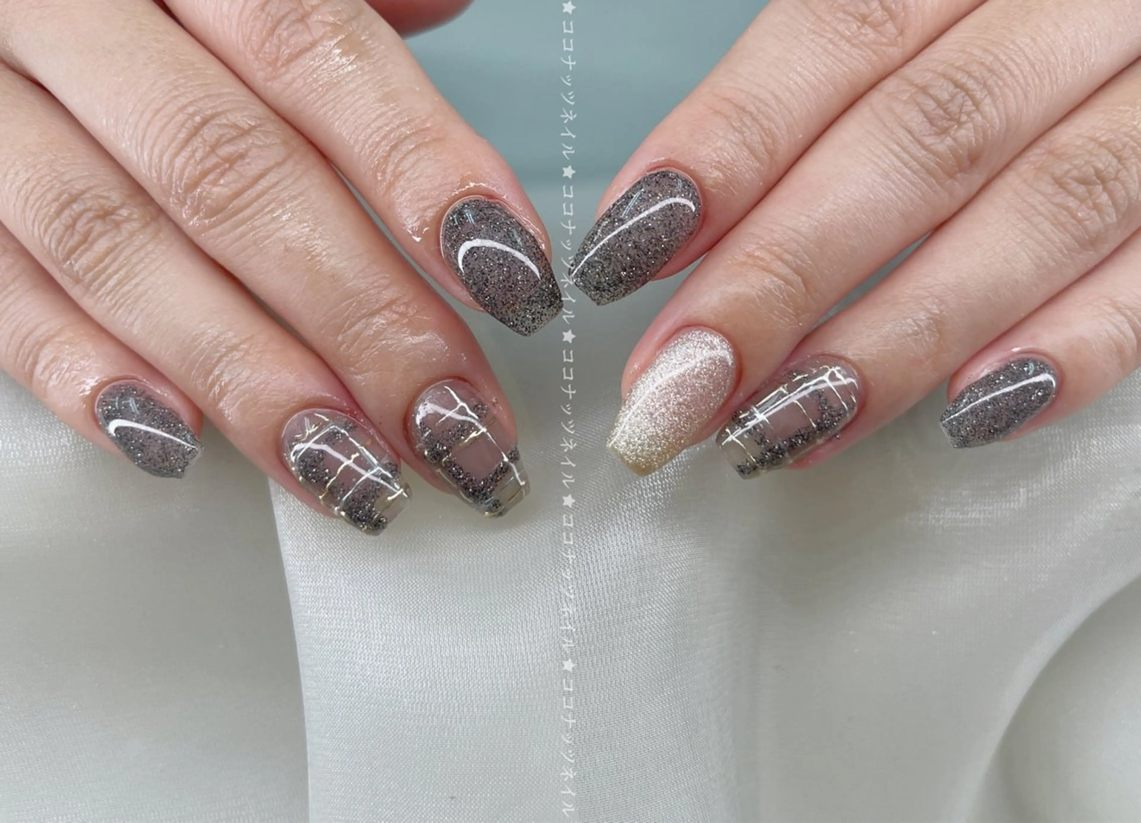 ネイル べっ甲ネイル フレンチネイル キラキラネイル マグネットネイル 大理石ネイル(マーブル) ハンドネイル 神田 ココナッツのネイルデザイン