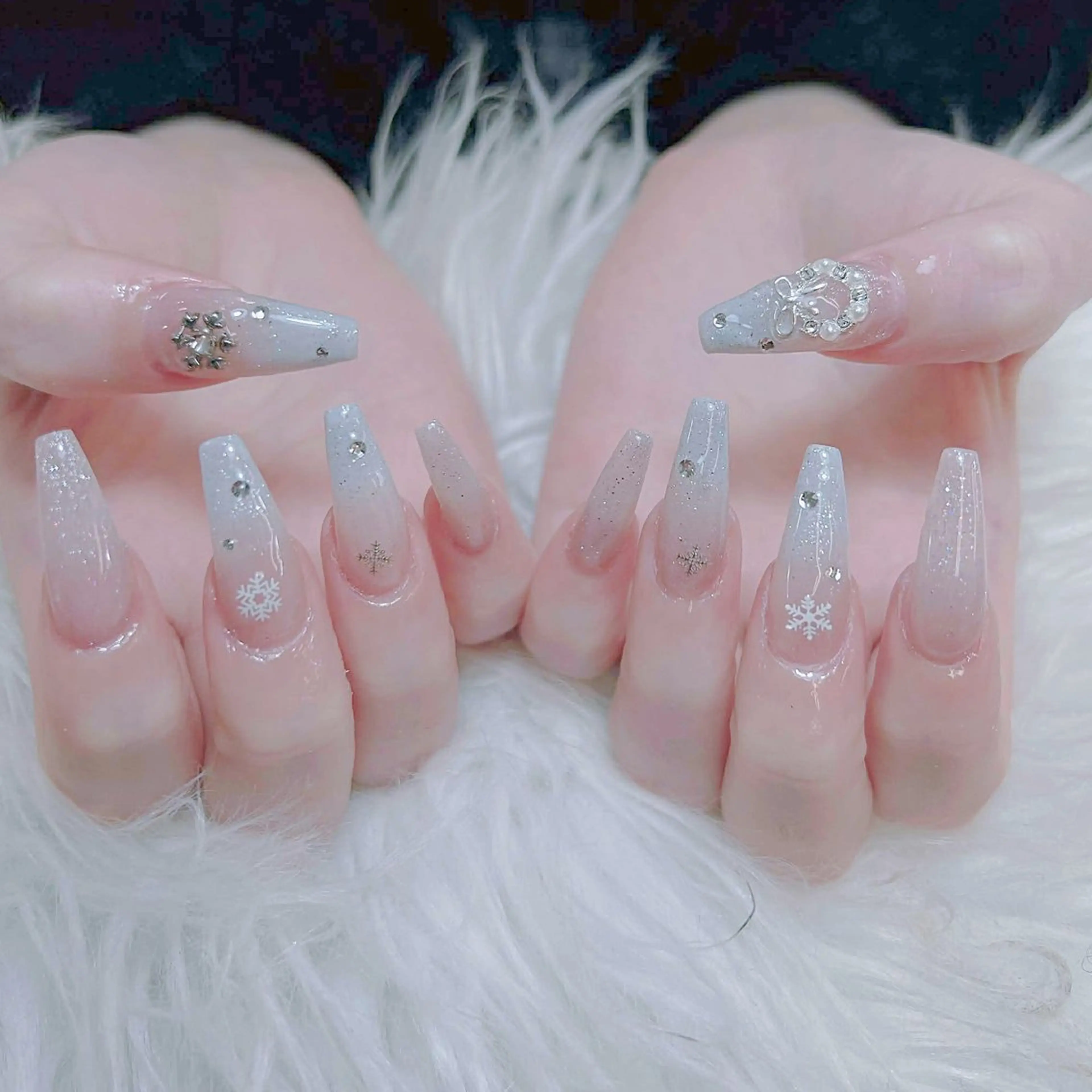 ネイル ゴテゴテ ネイルのネイルデザイン