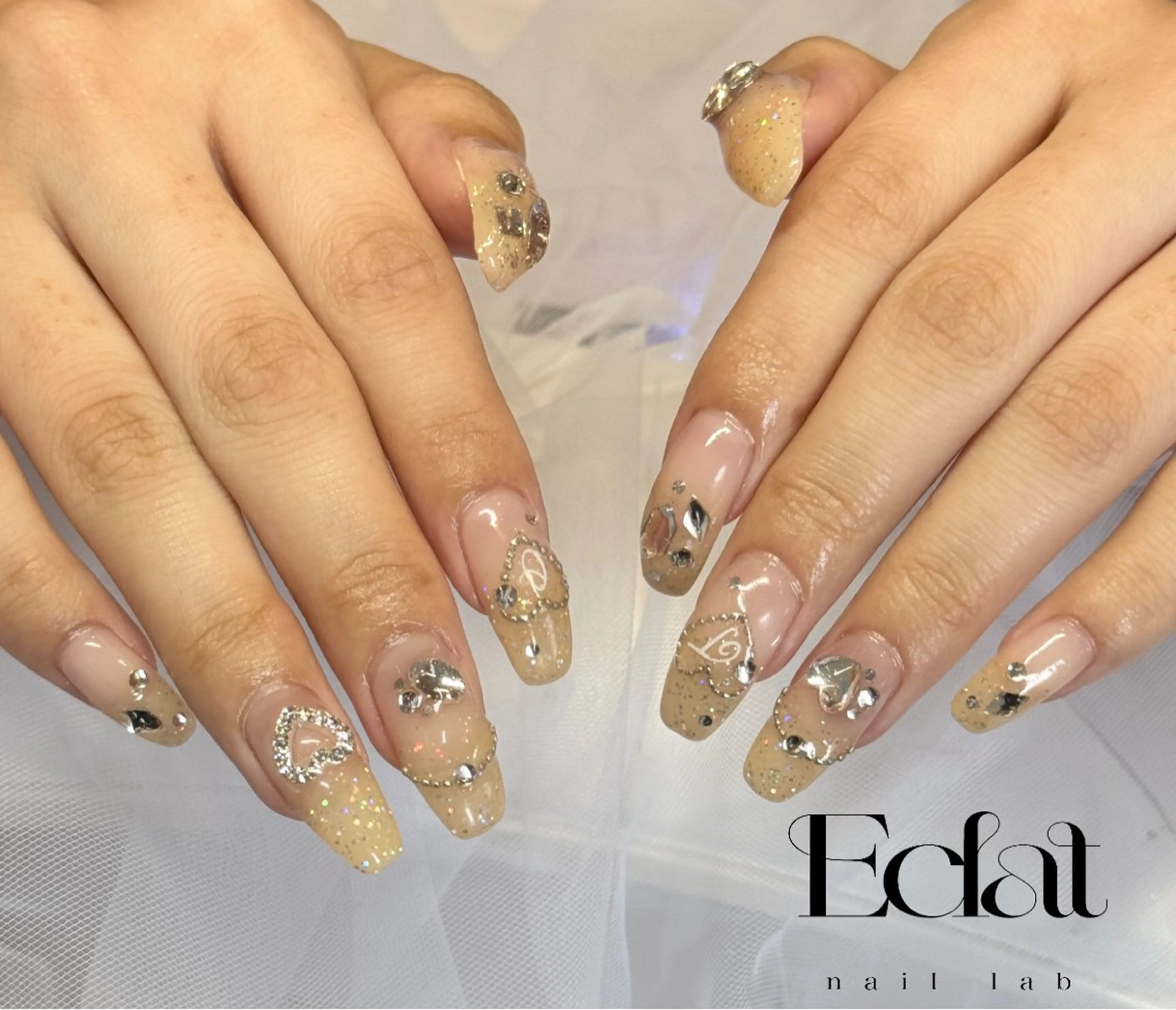 ネイル ストーンネイル ハンドネイル ネイルラボEclat RINAのネイルデザイン