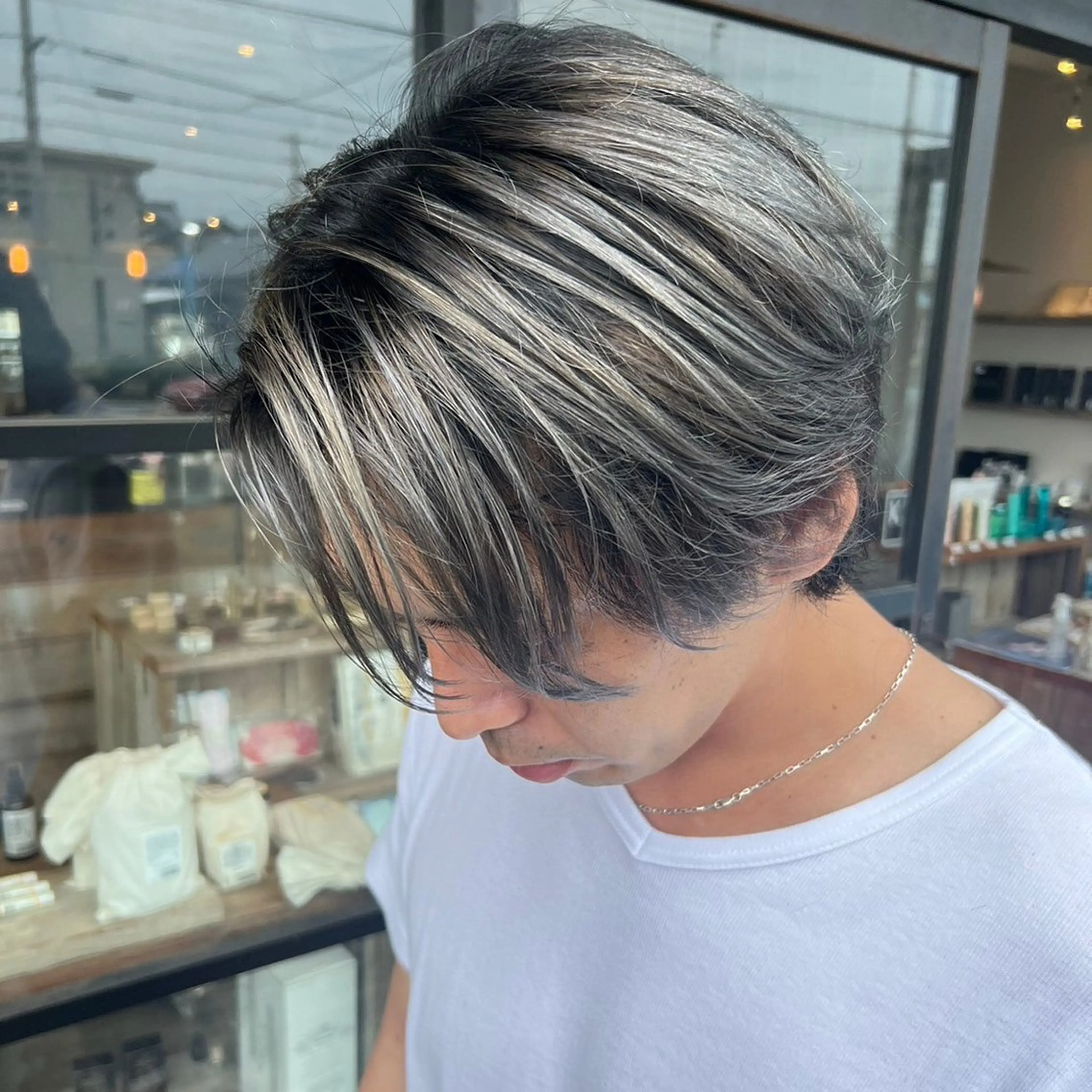 ショート メンズ カット ヘアカラー トリートメント 岸下 理緒のヘアスタイル