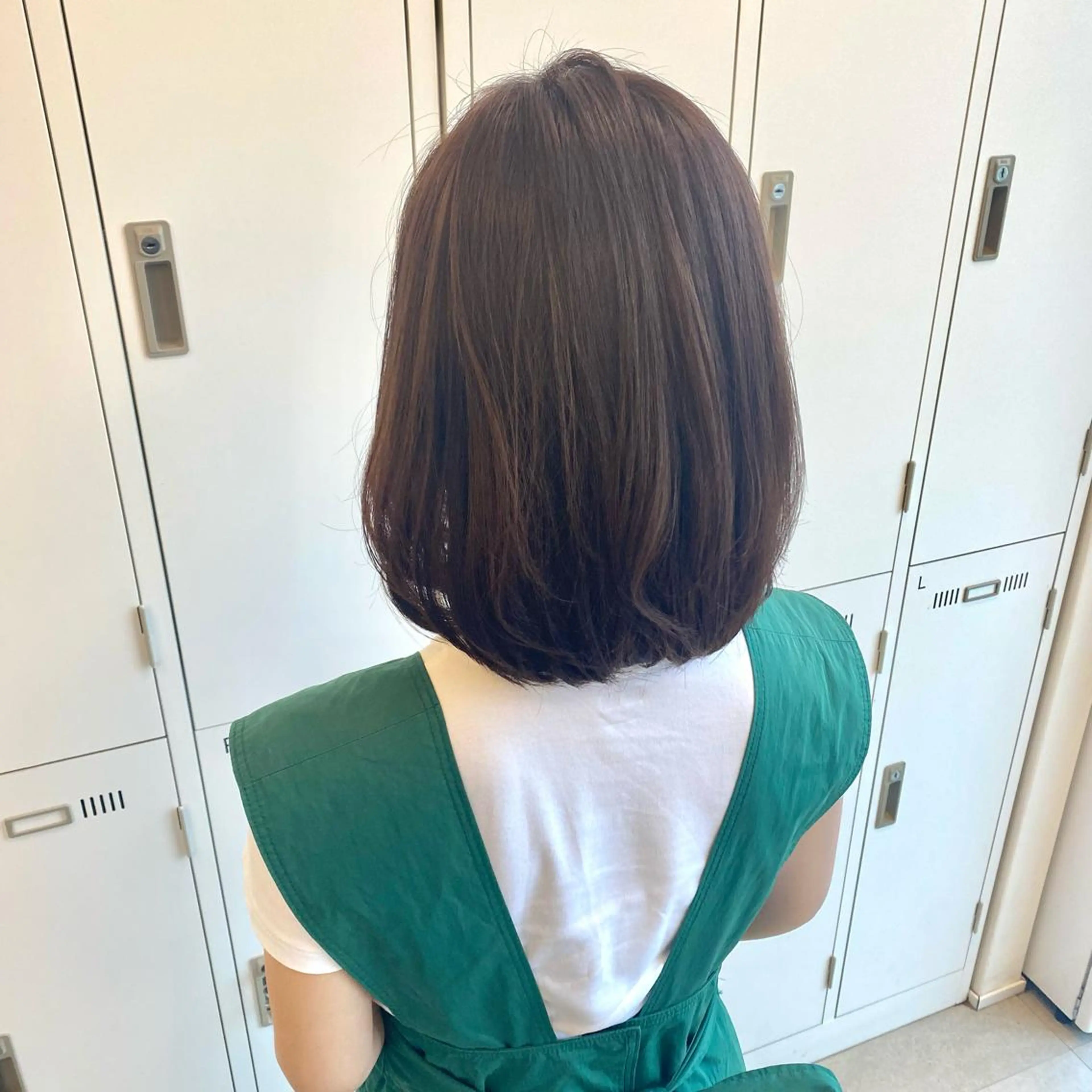 ミディアム カラー YUNA ユウナのヘアスタイル