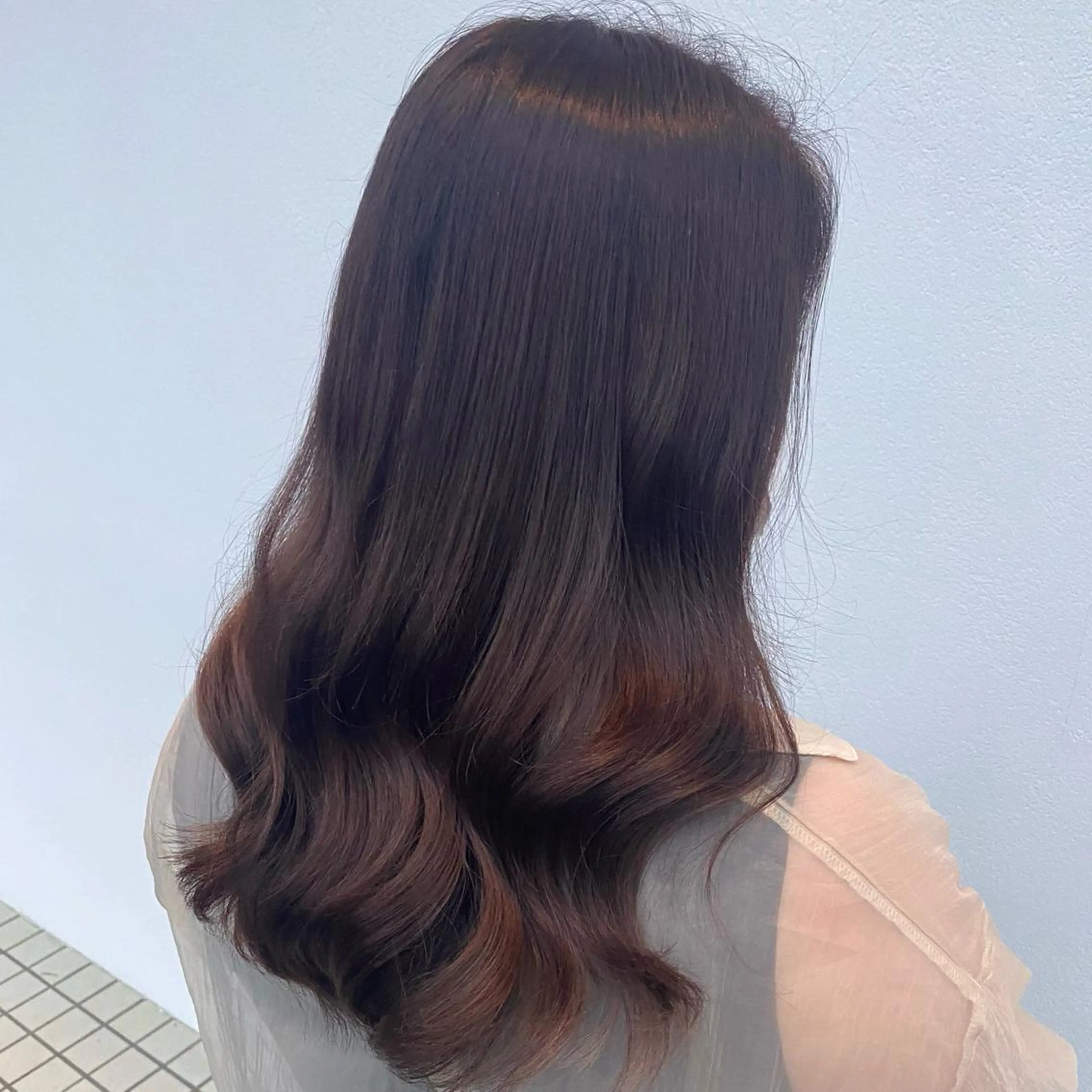 ロング カラー バレイヤージュ ブリーチ ブラウンカラー ケアブリーチ ダブルカラー ヘアカラー 韓国ヘア特化 💟 ララア 💟のヘアスタイル