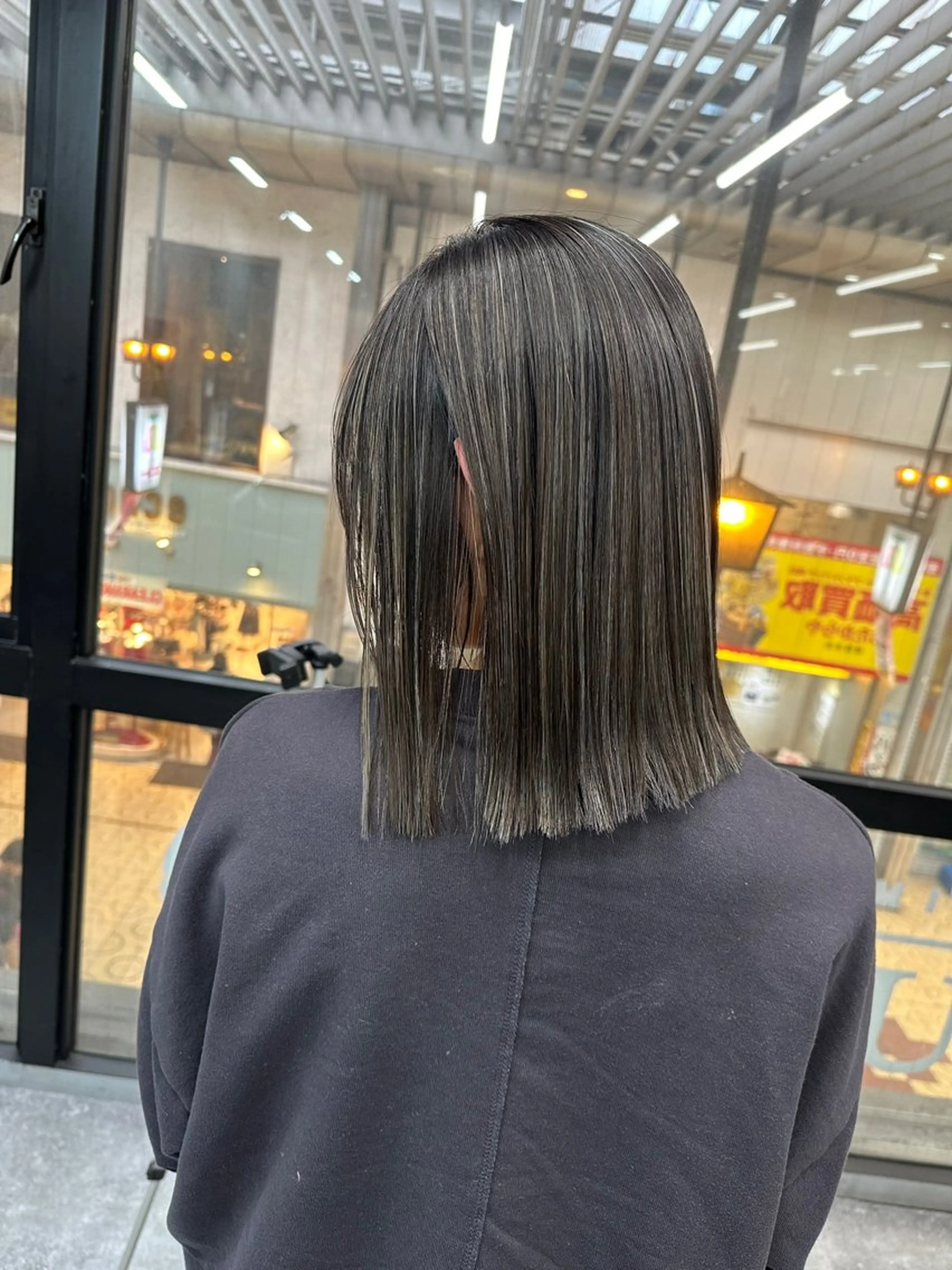 ミディアム ミディアムパーマ ミストバング ハイライト 髪質改善 ヨシンモリ HAIR SMILE COEURのヘアスタイル