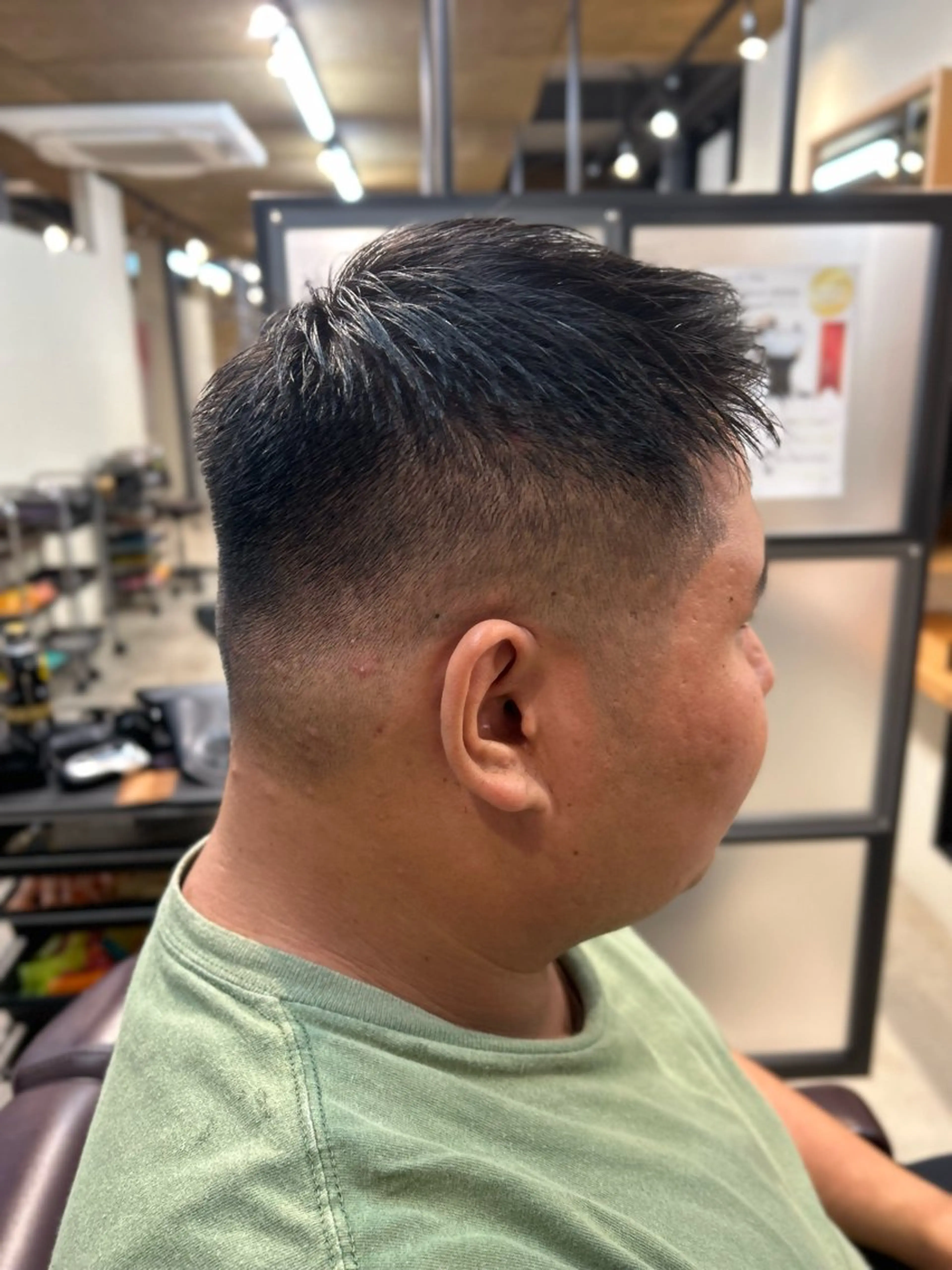 メンズ フェードカット 服部 和香のヘアスタイル