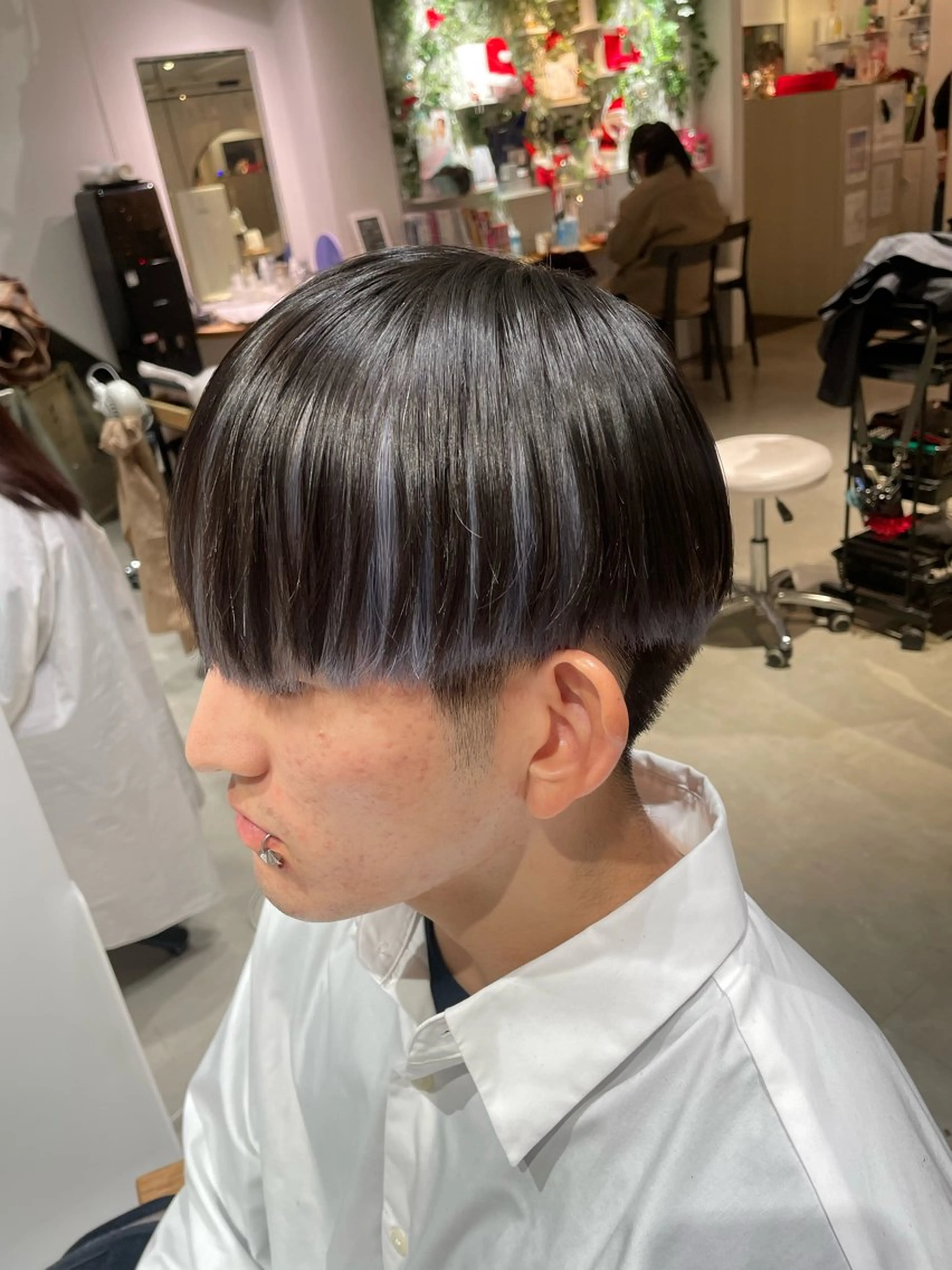 ショート カラー メンズ メンズインナーカラー インナーカラー lumier juriaのヘアスタイル