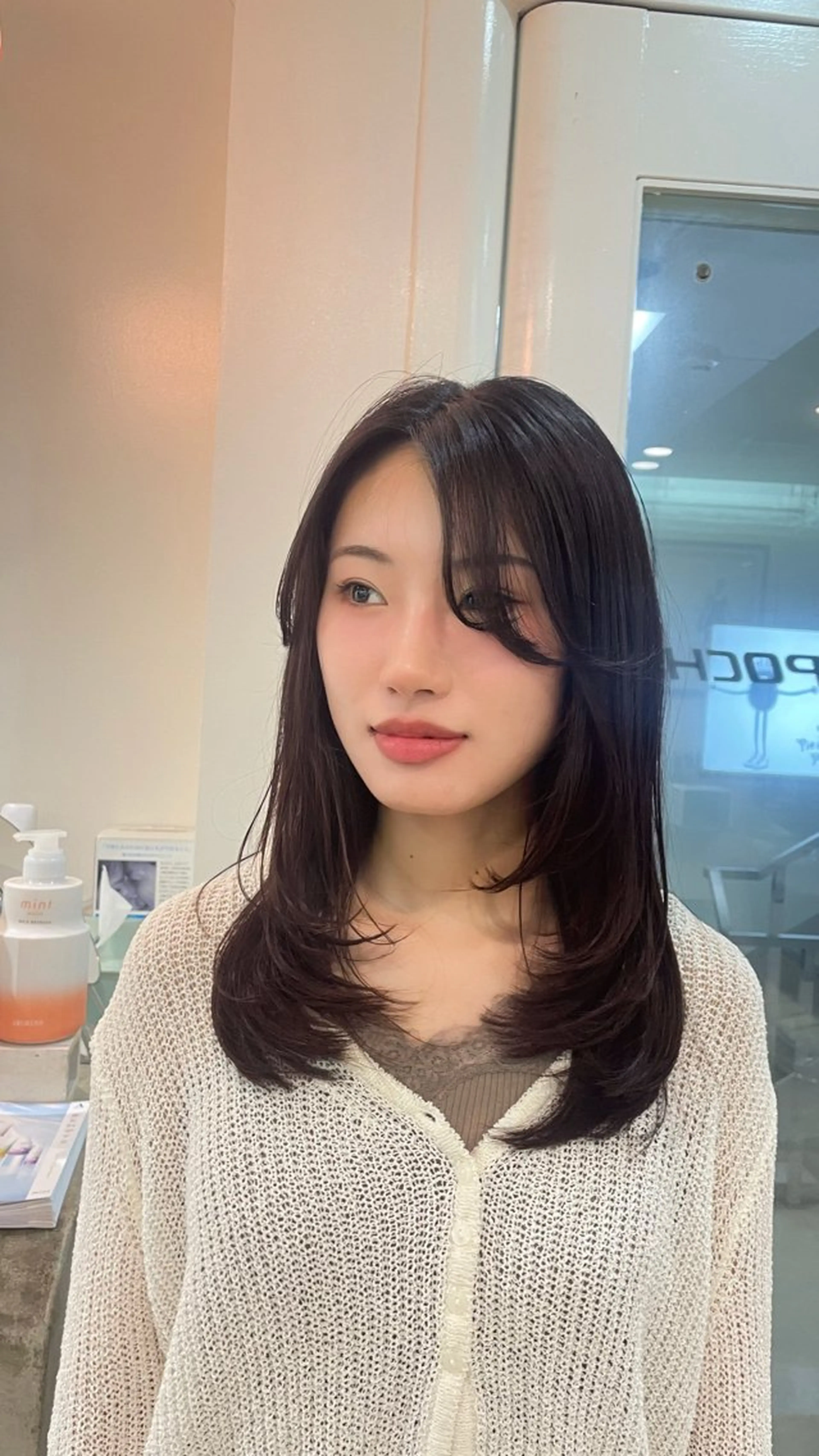 ロング 丸山 愛万音のヘアスタイル